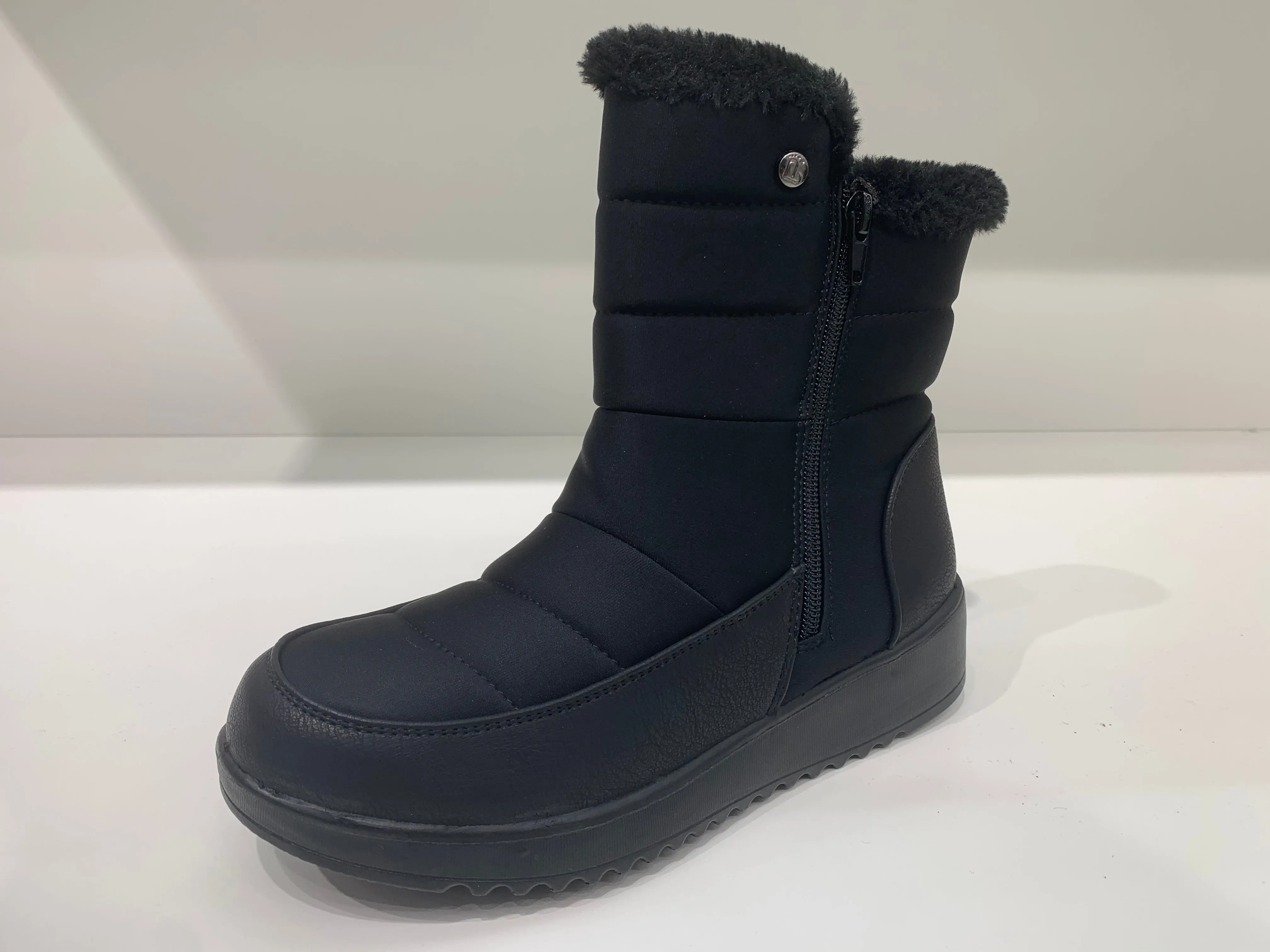 AJH25475 BLACK