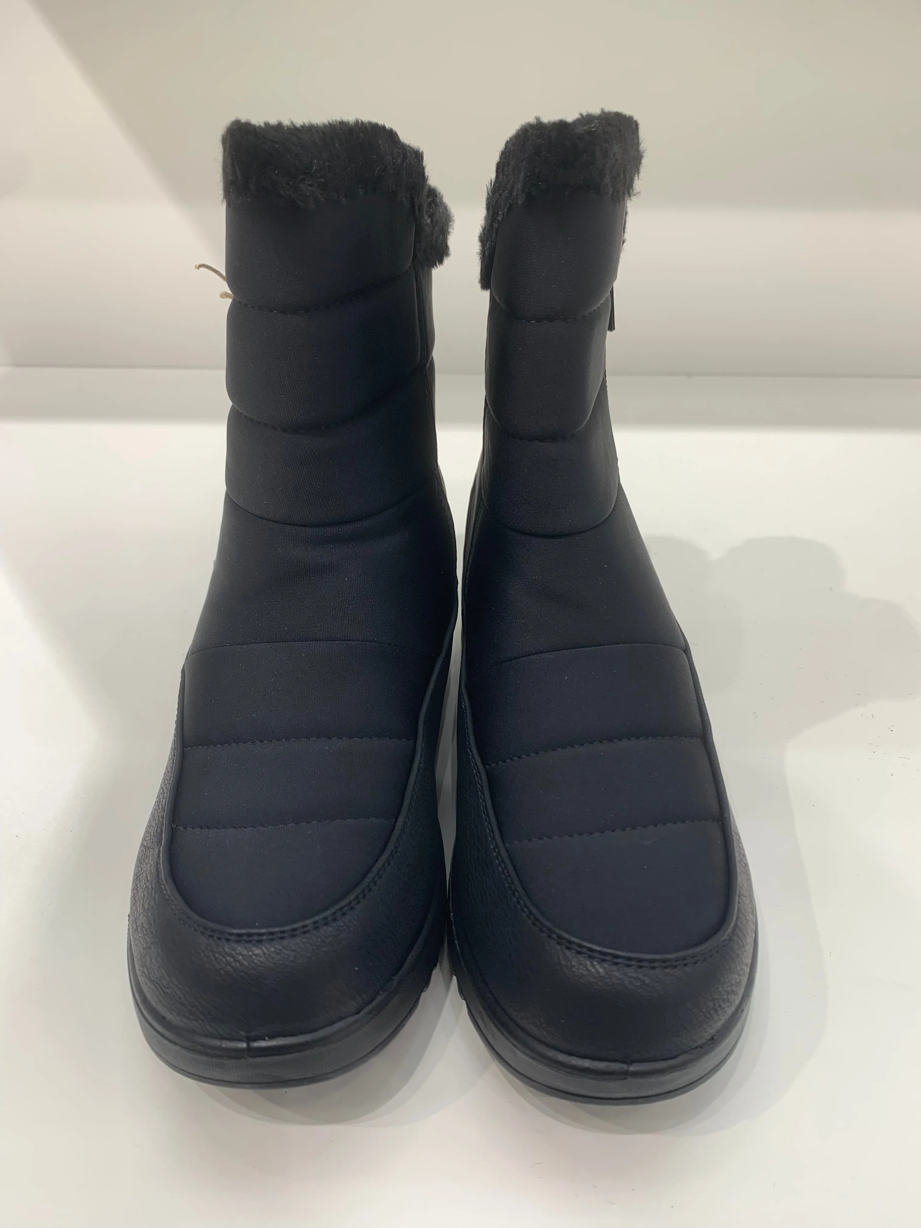 AJH25475 BLACK