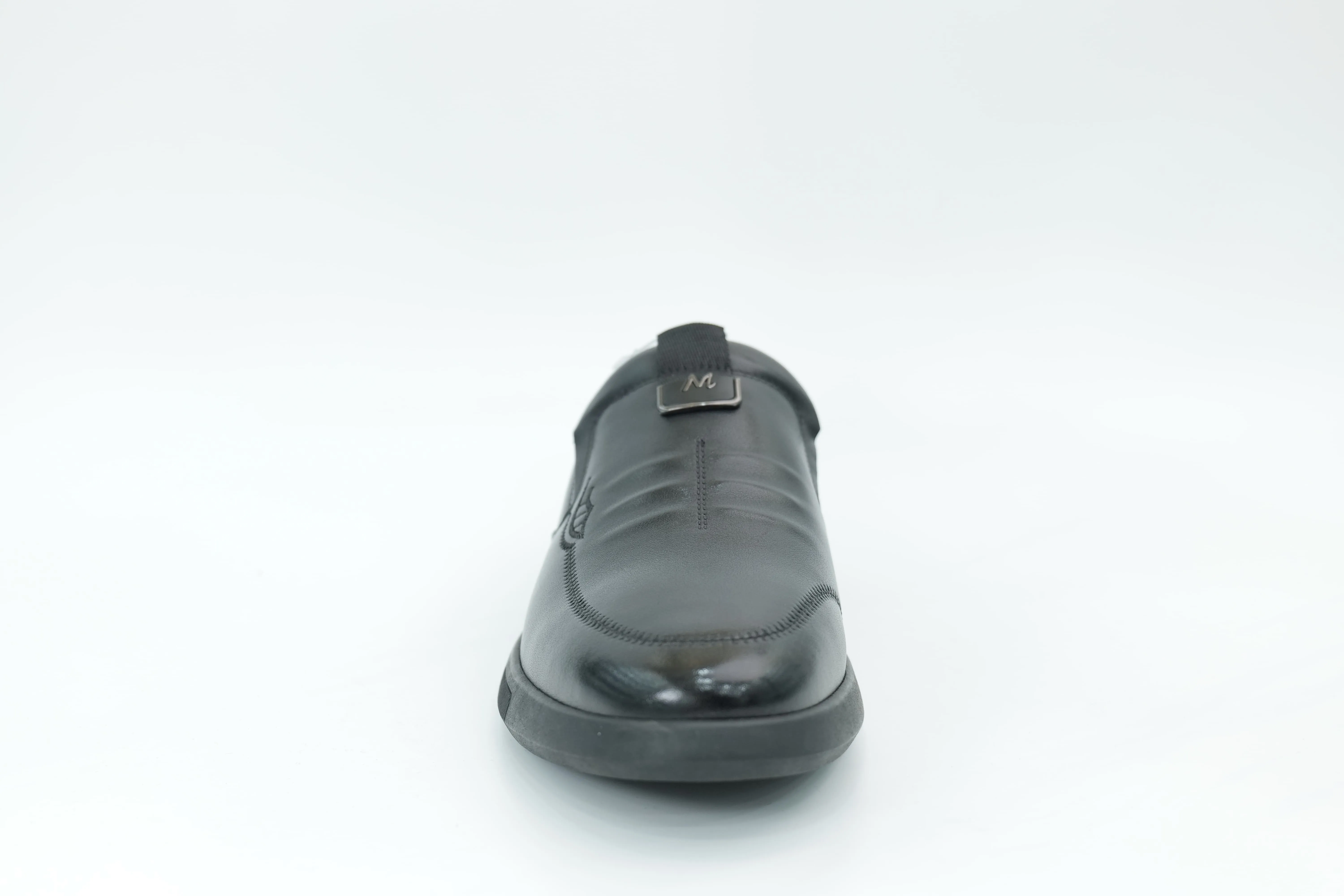 Casual shoes