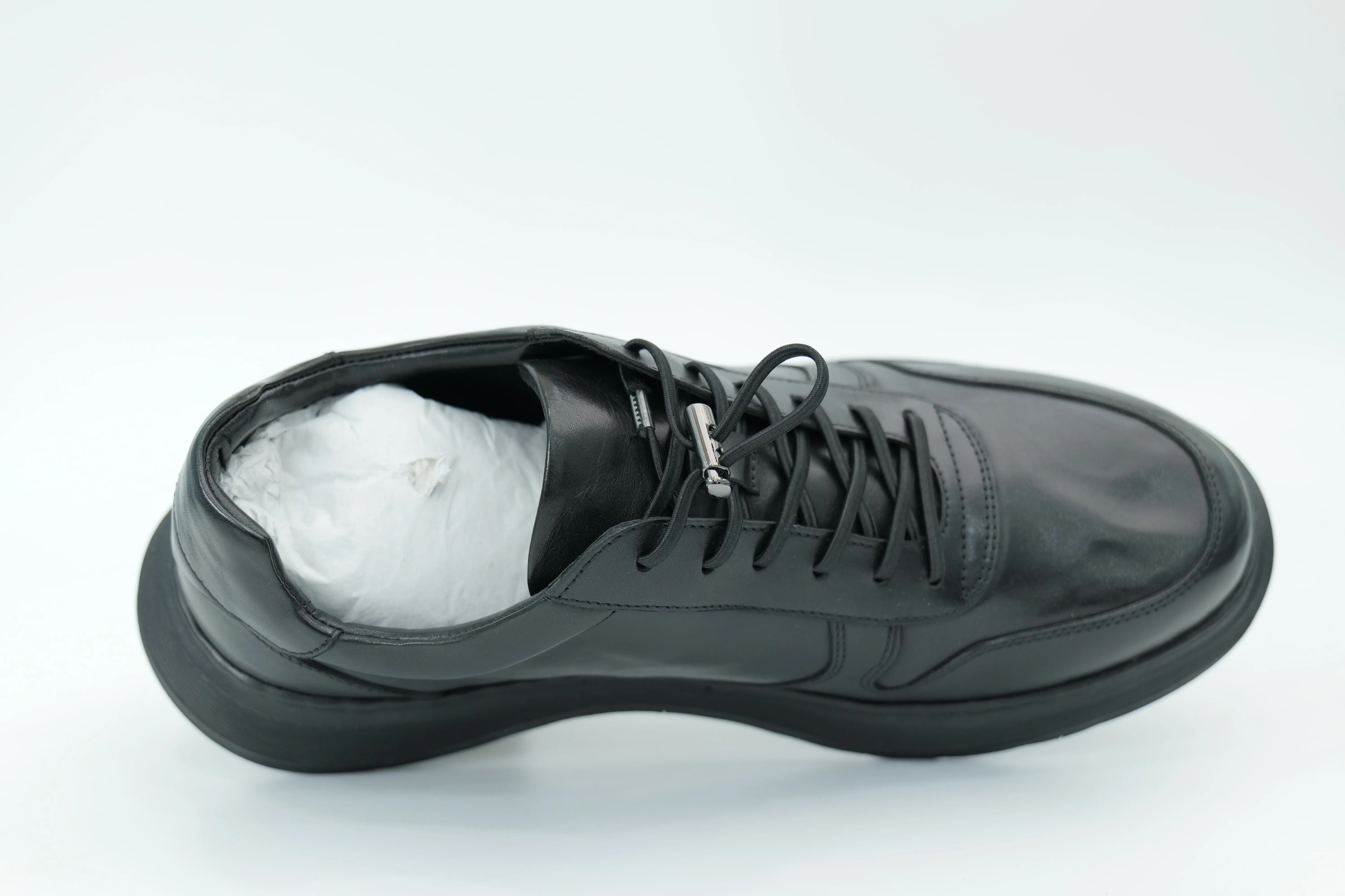 Casual shoes