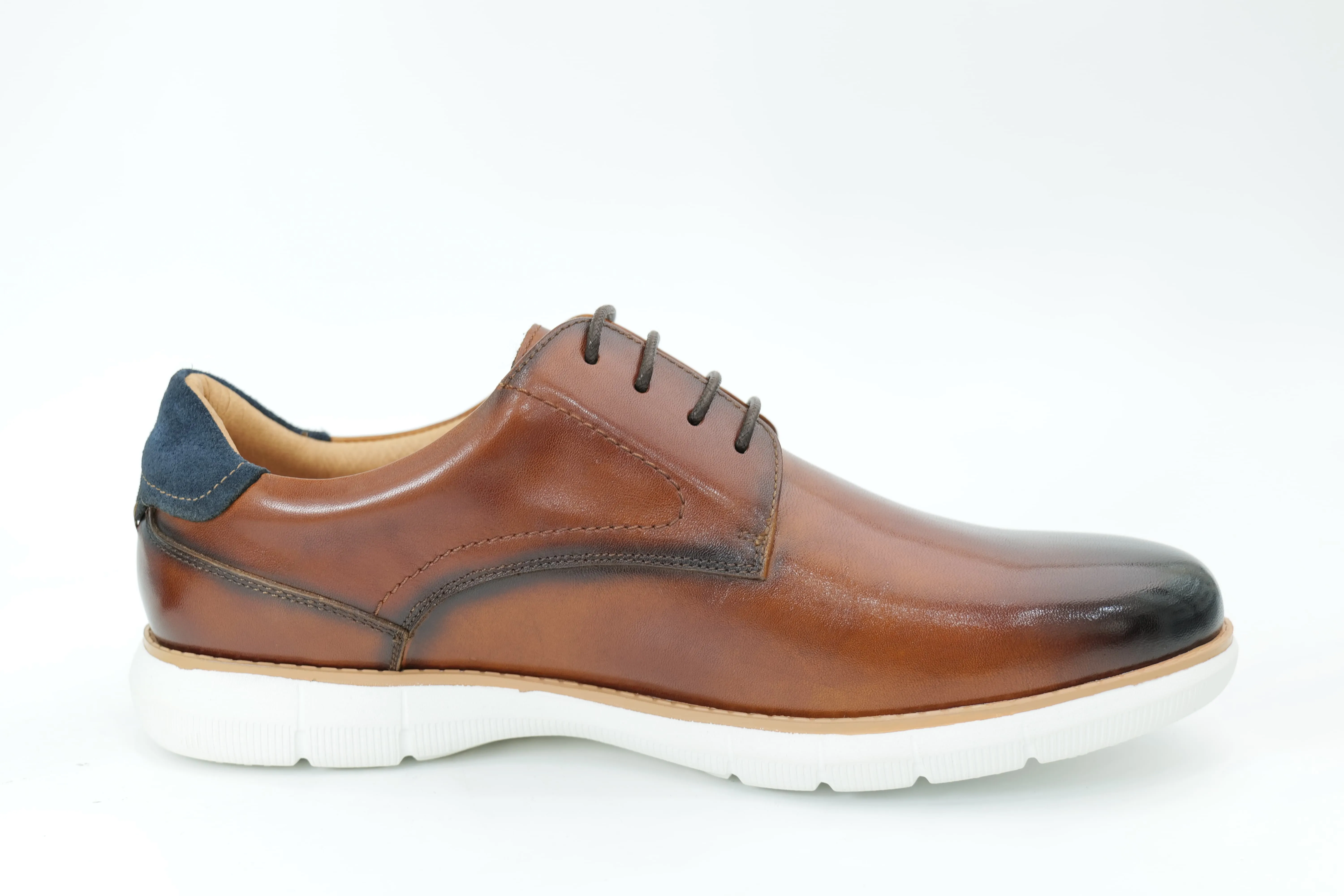 Casual shoes