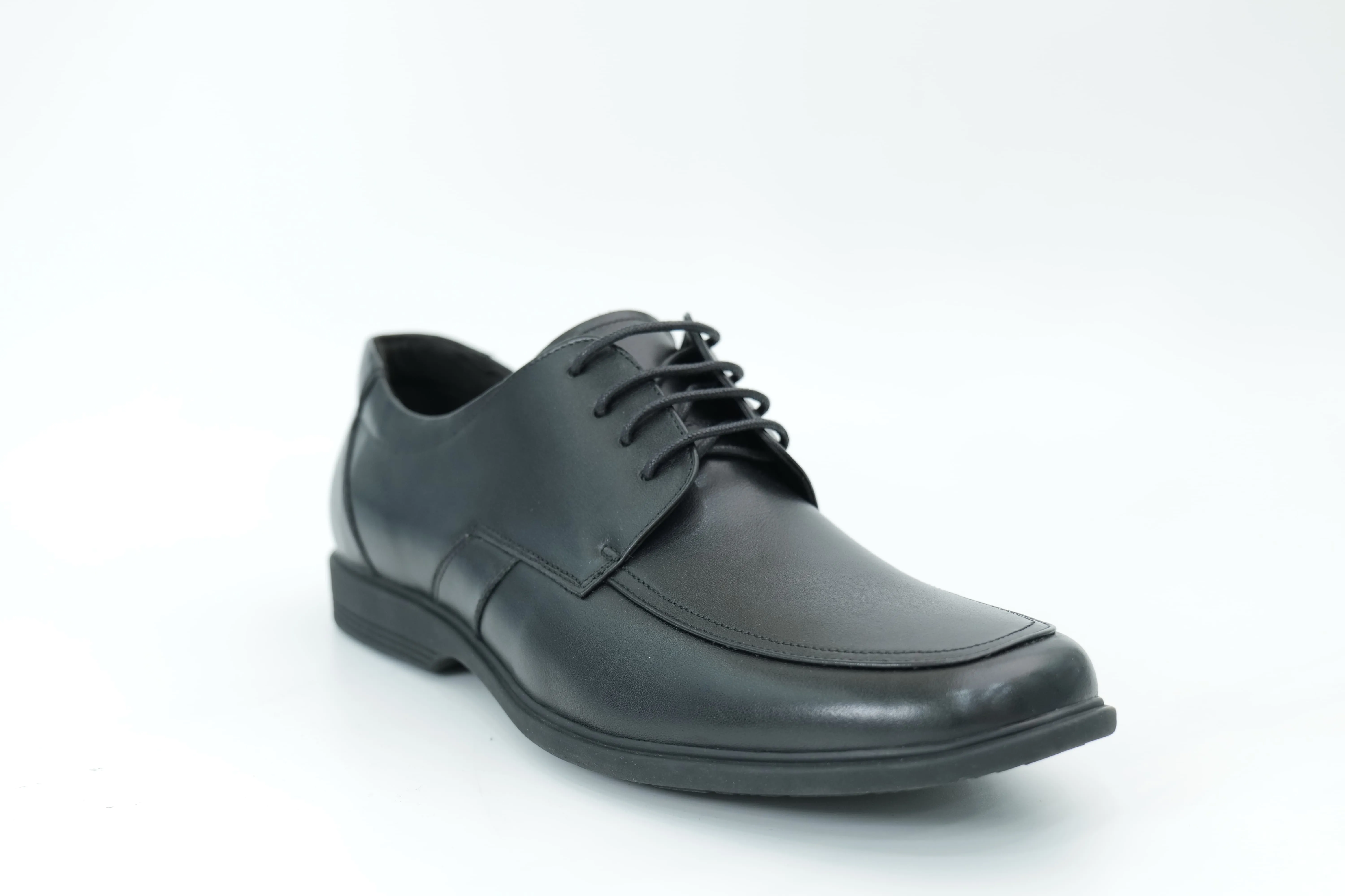 Casual shoes
