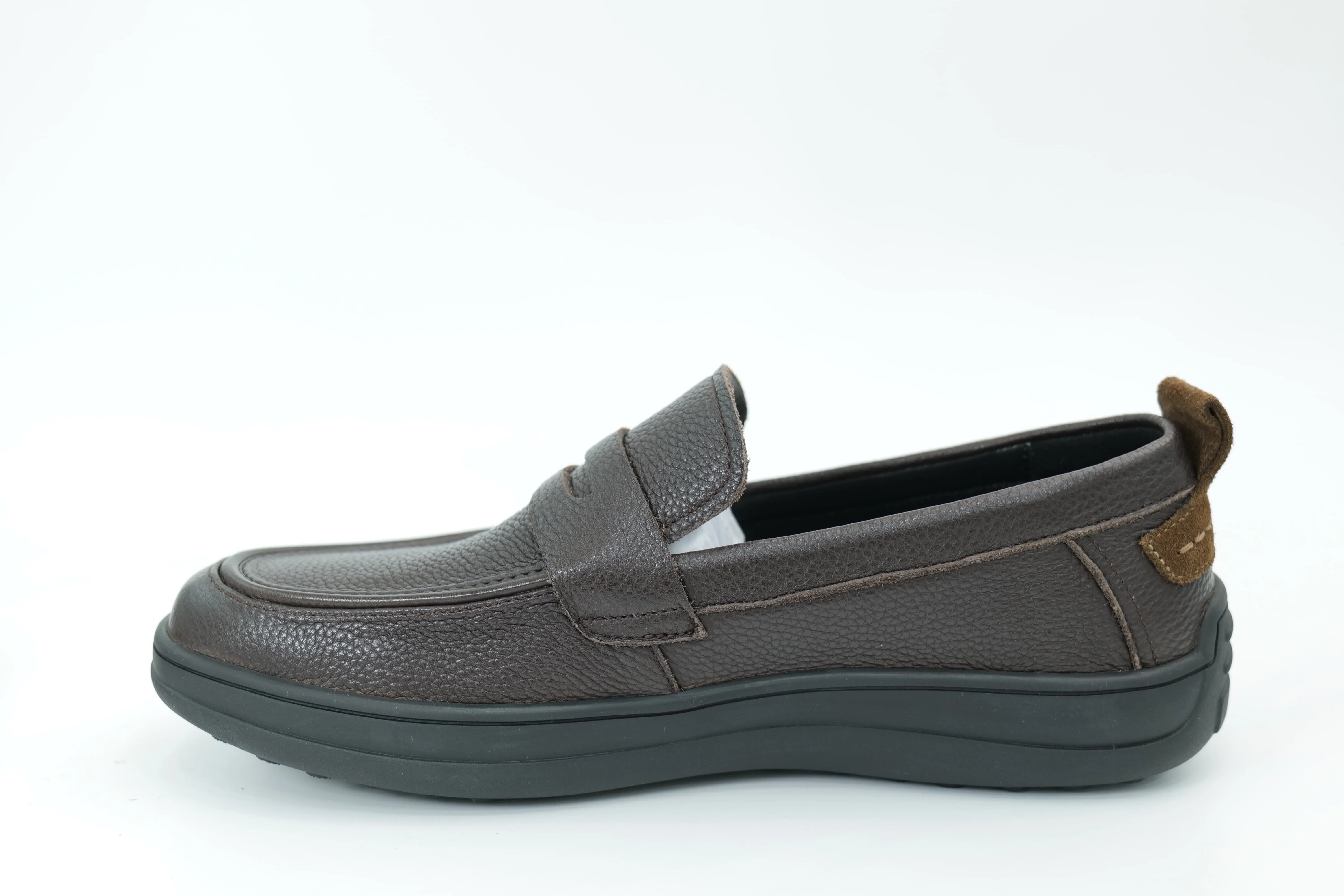 Casual shoes