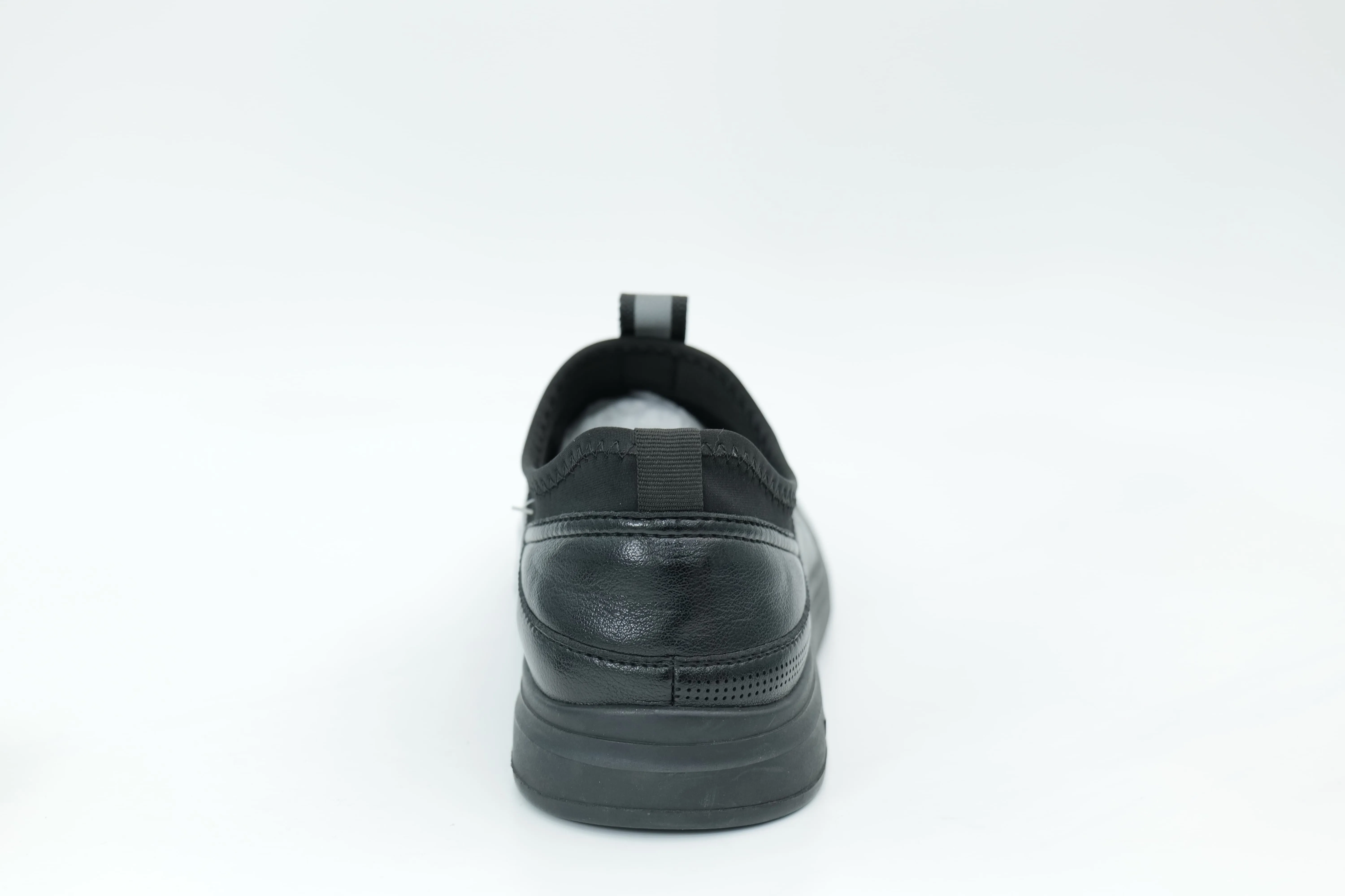 Casual shoes
