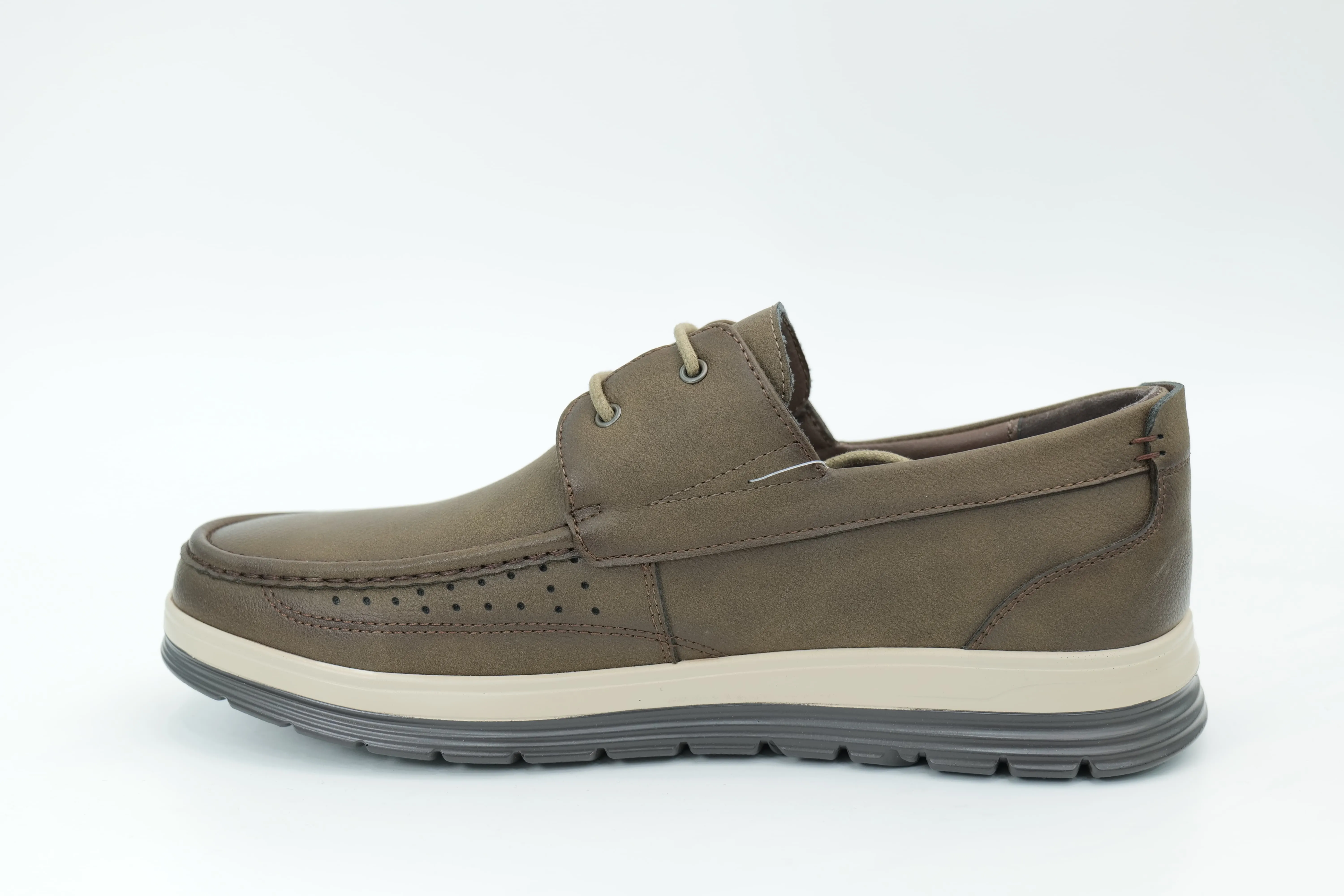 Casual shoes