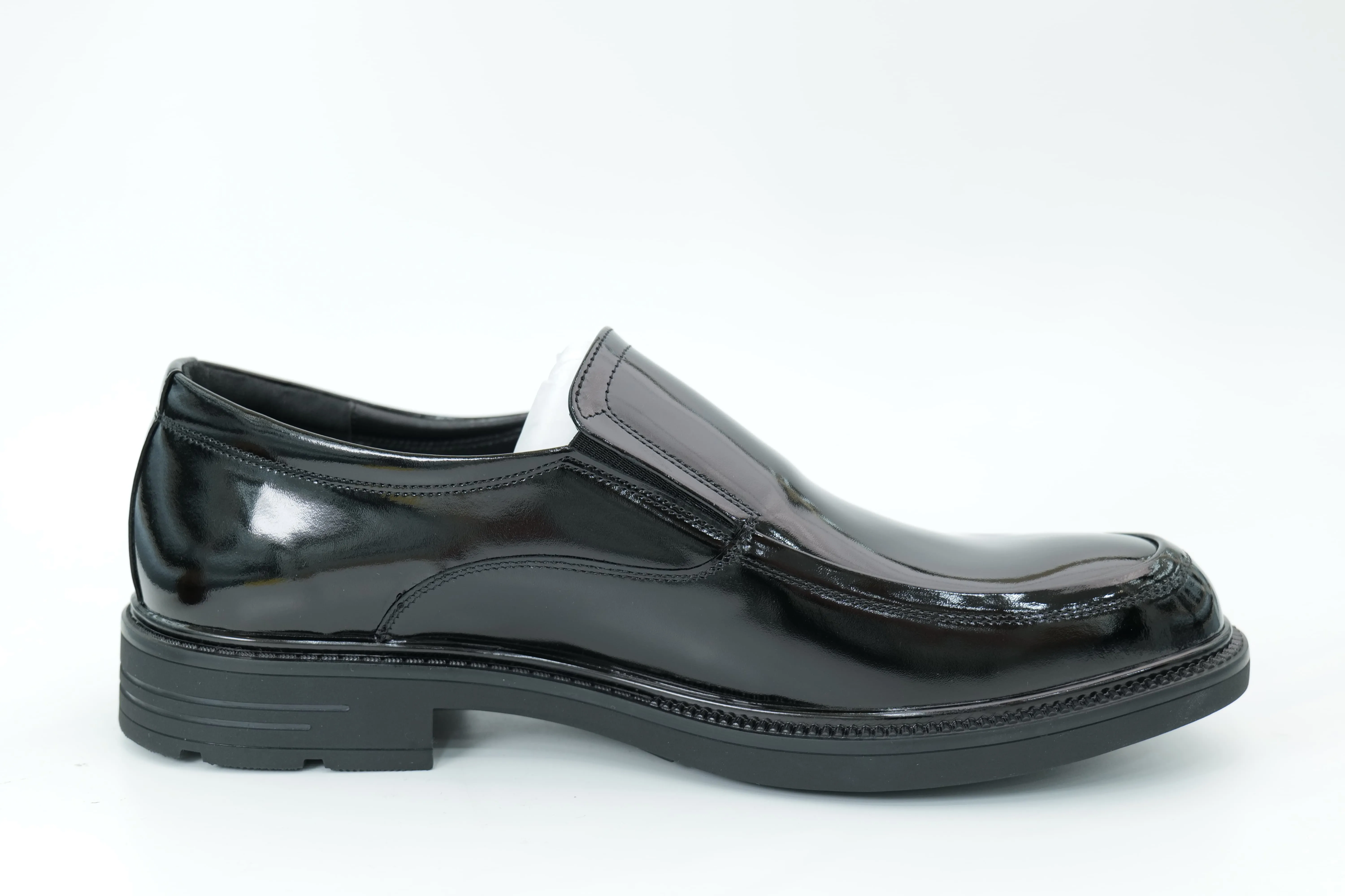 Casual shoes