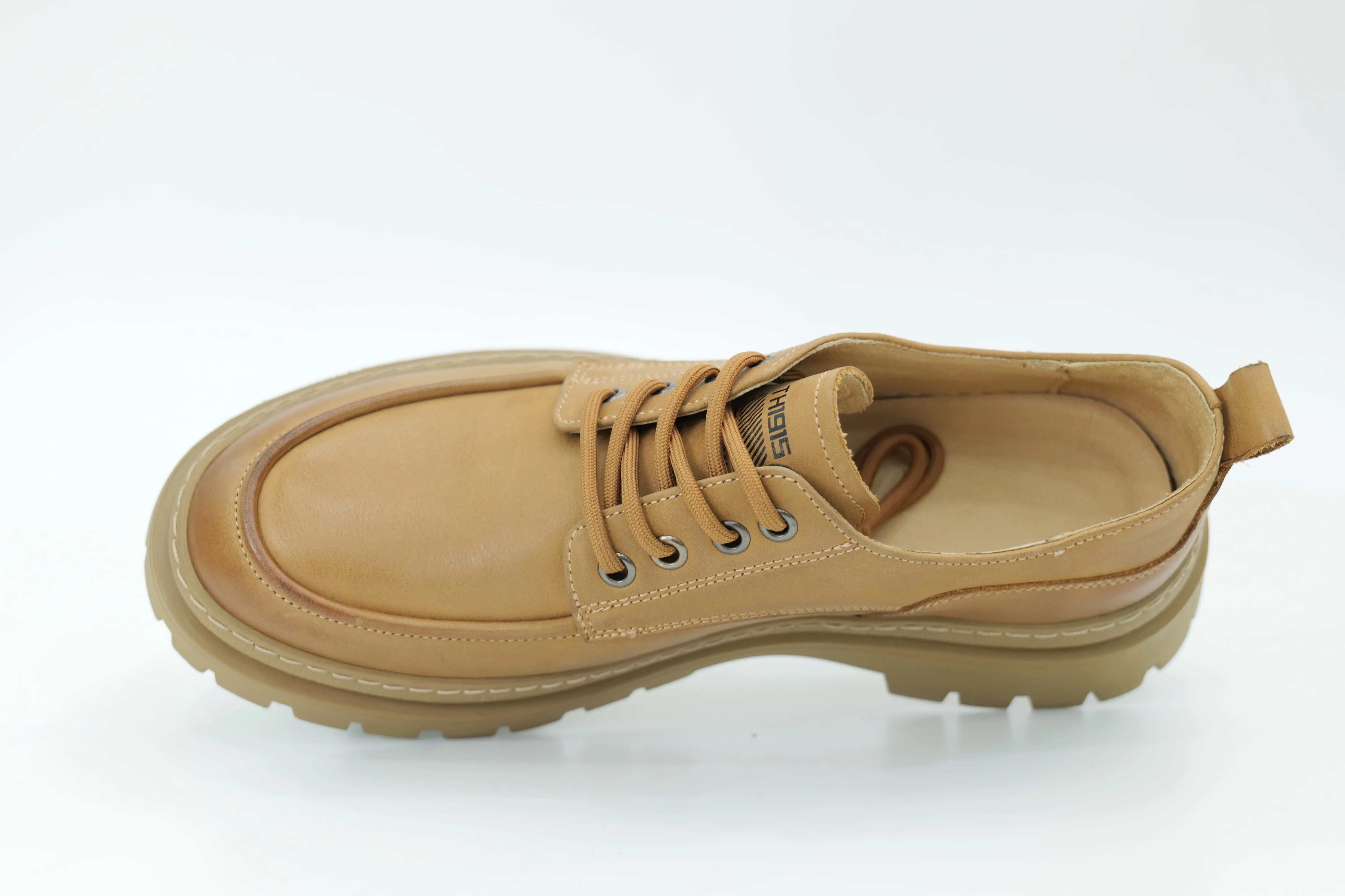 Casual shoes