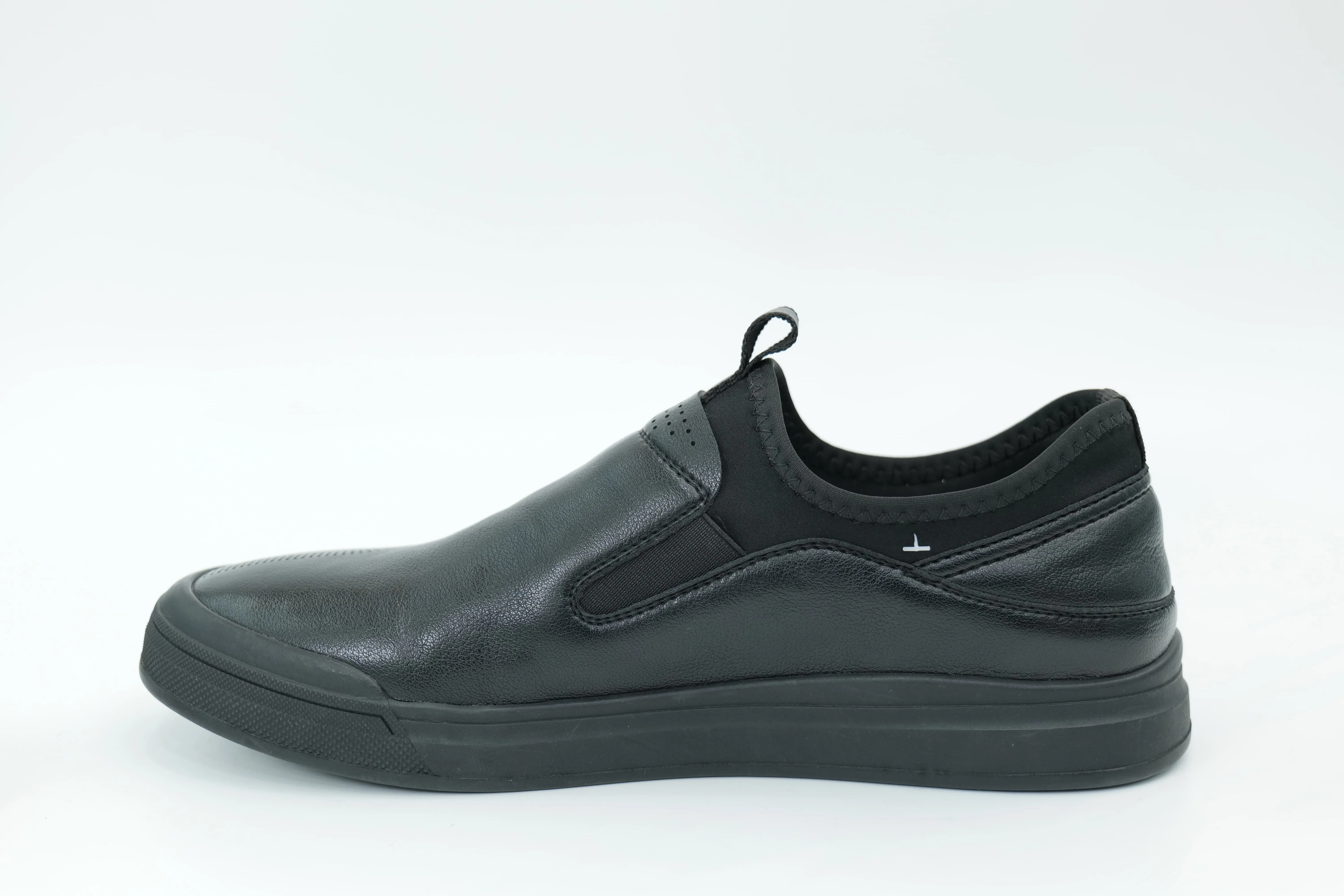 Casual shoes