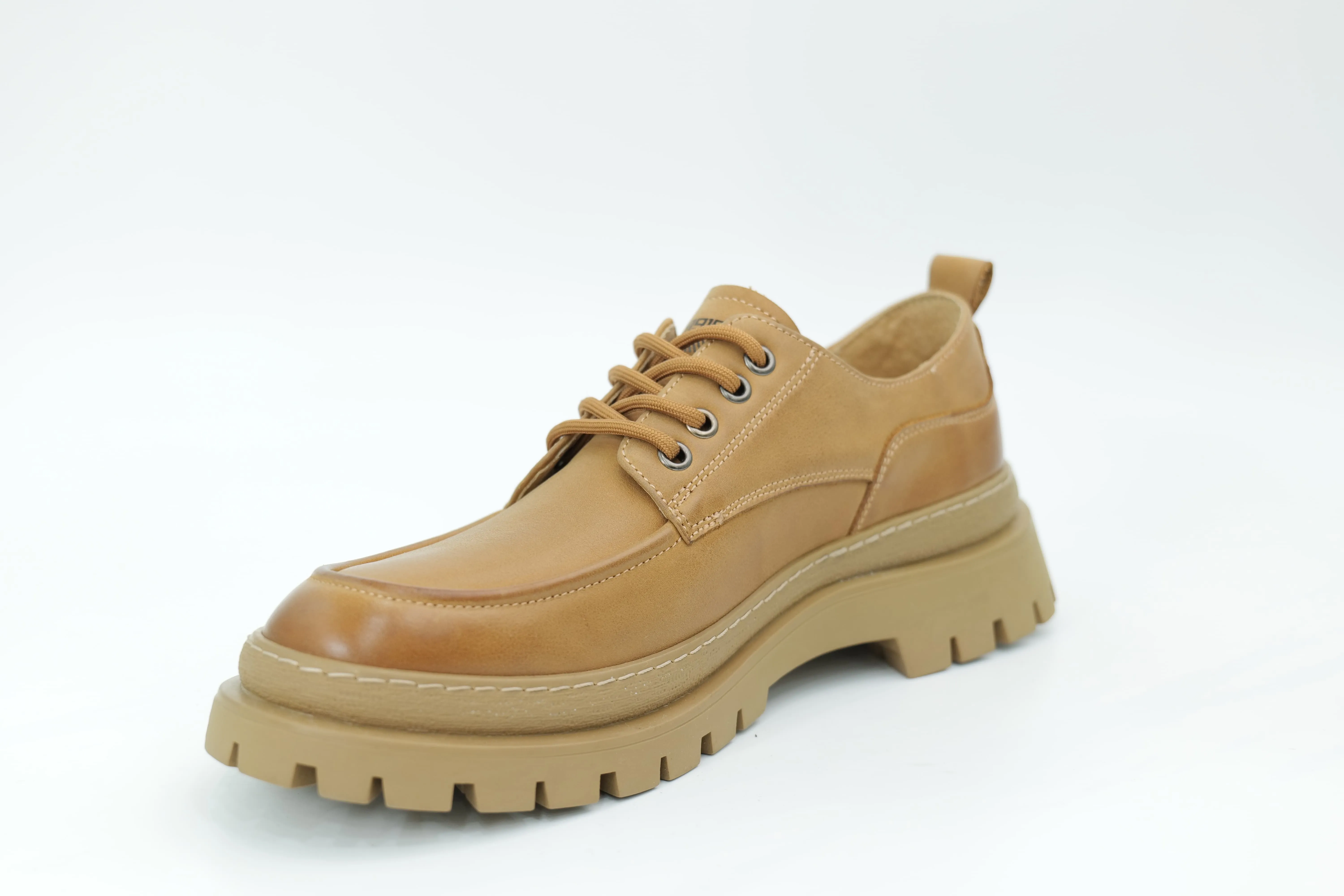 Casual shoes