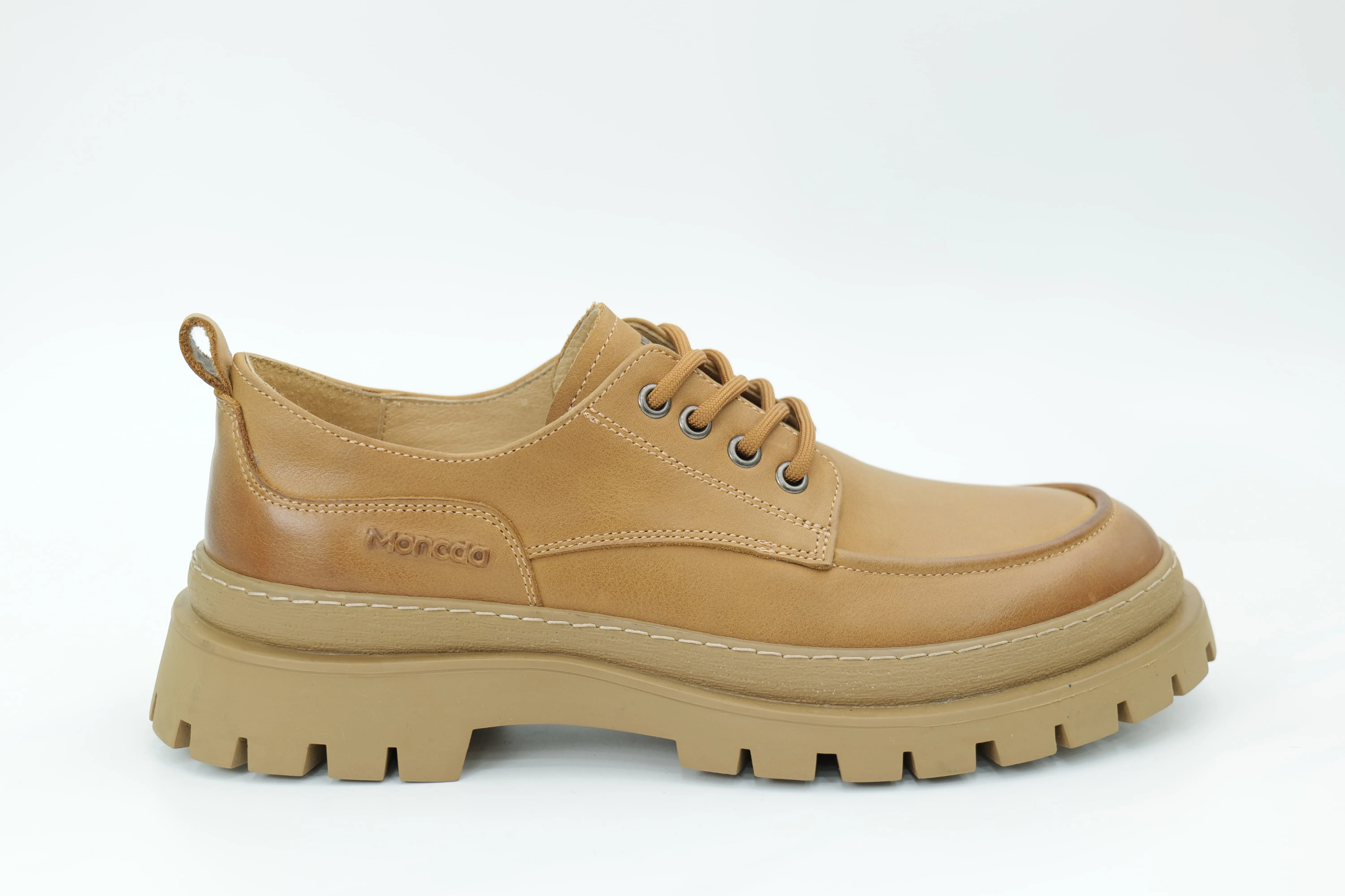 Casual shoes