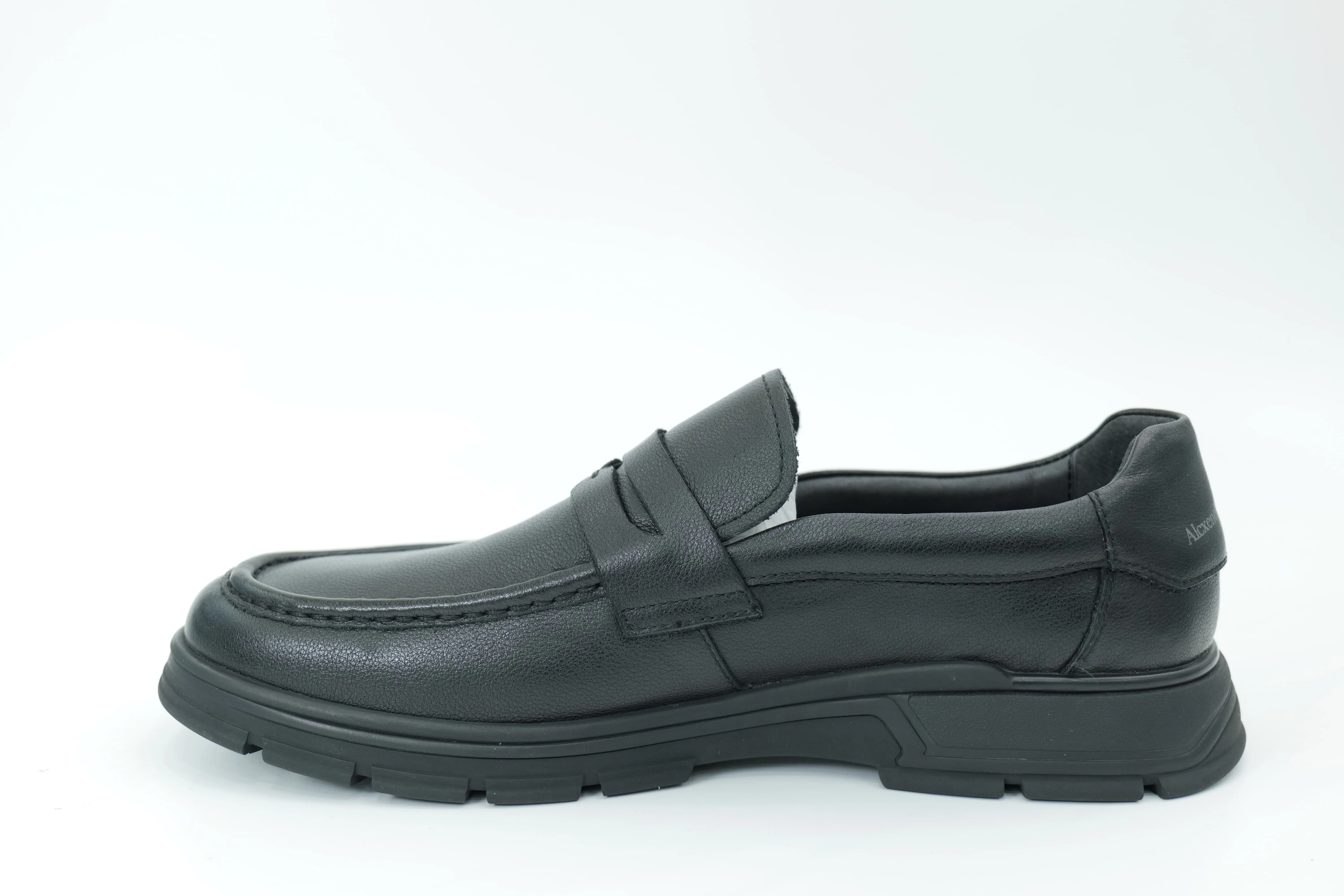 Casual shoes