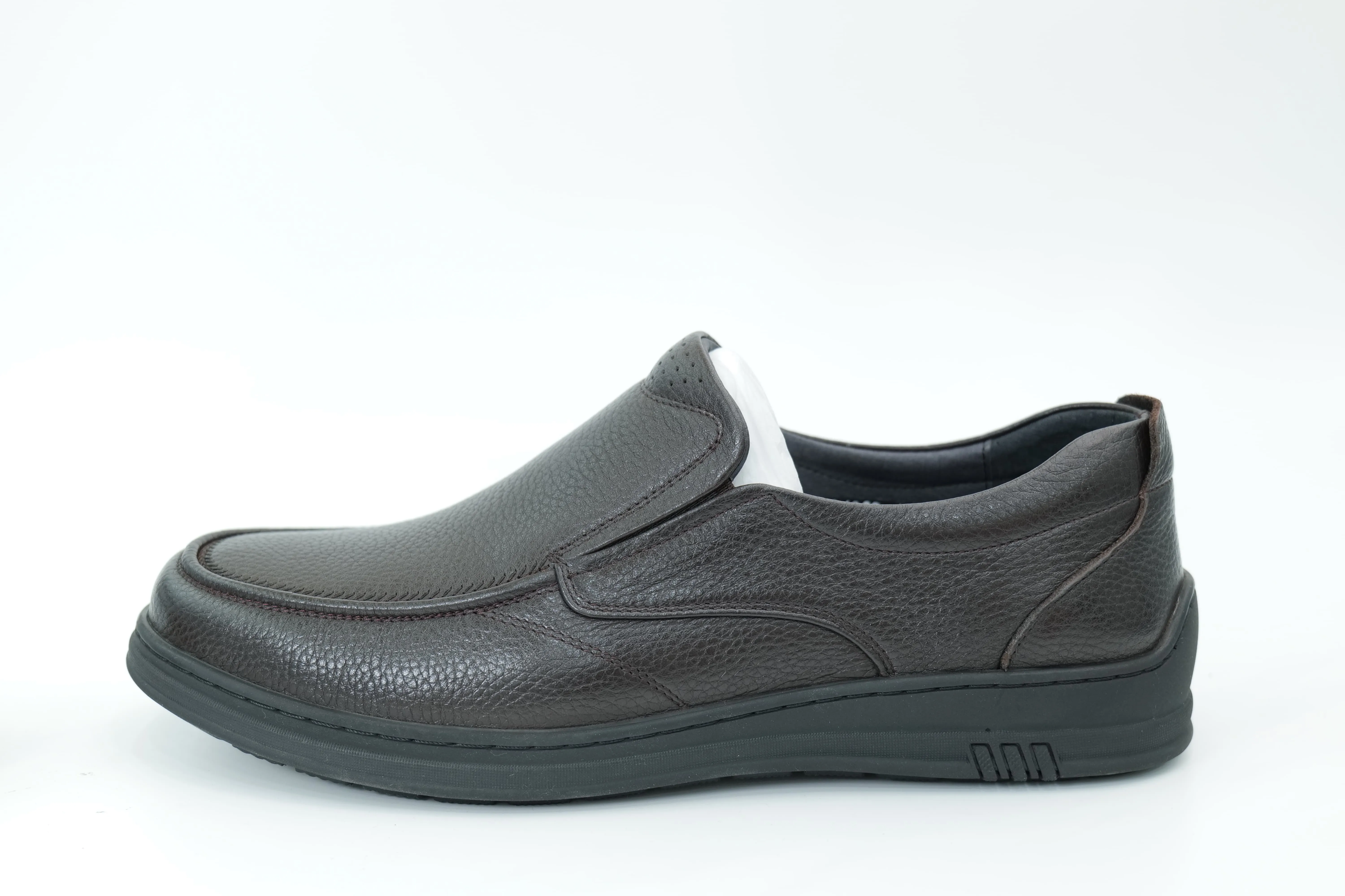 Casual shoes