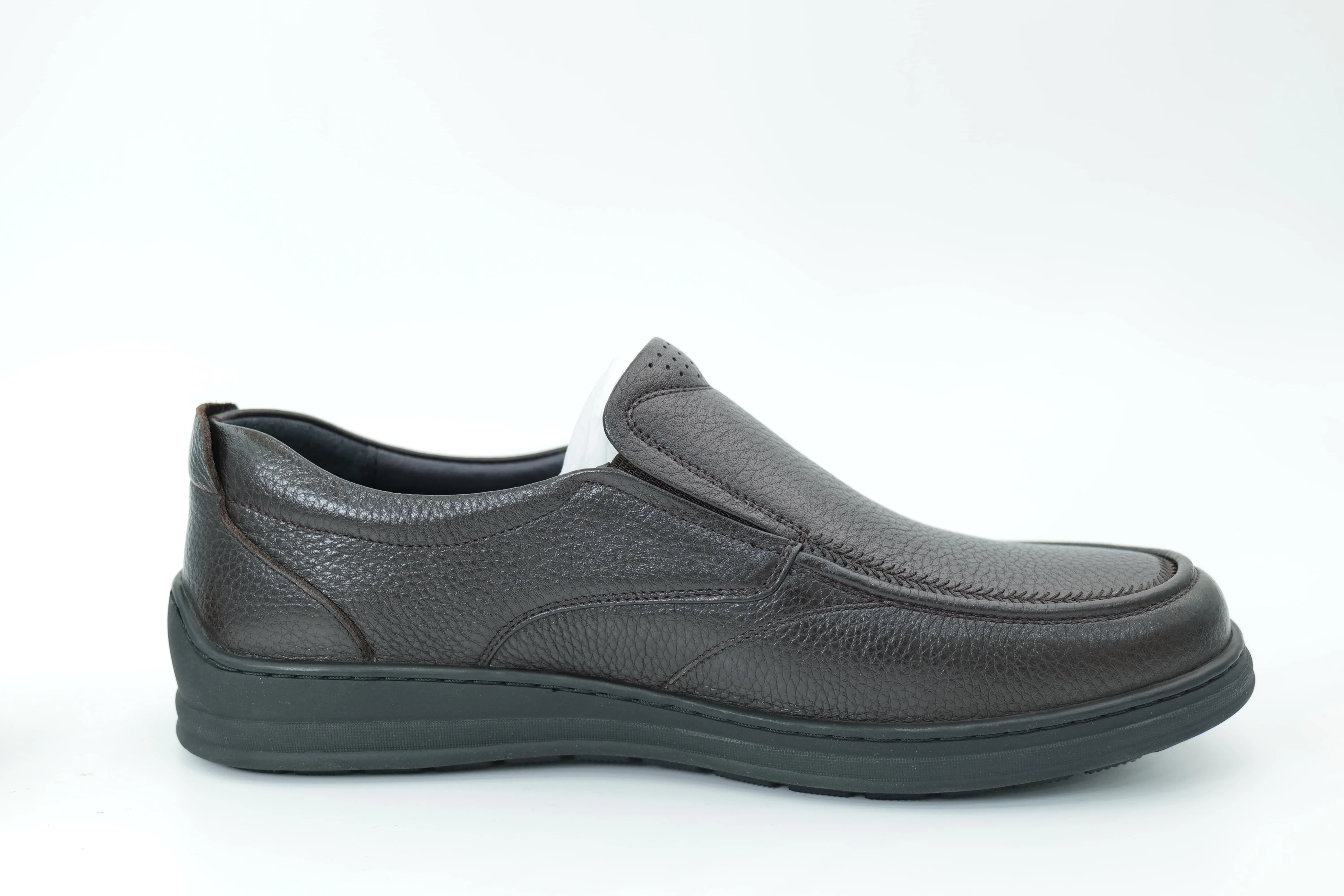 Casual shoes
