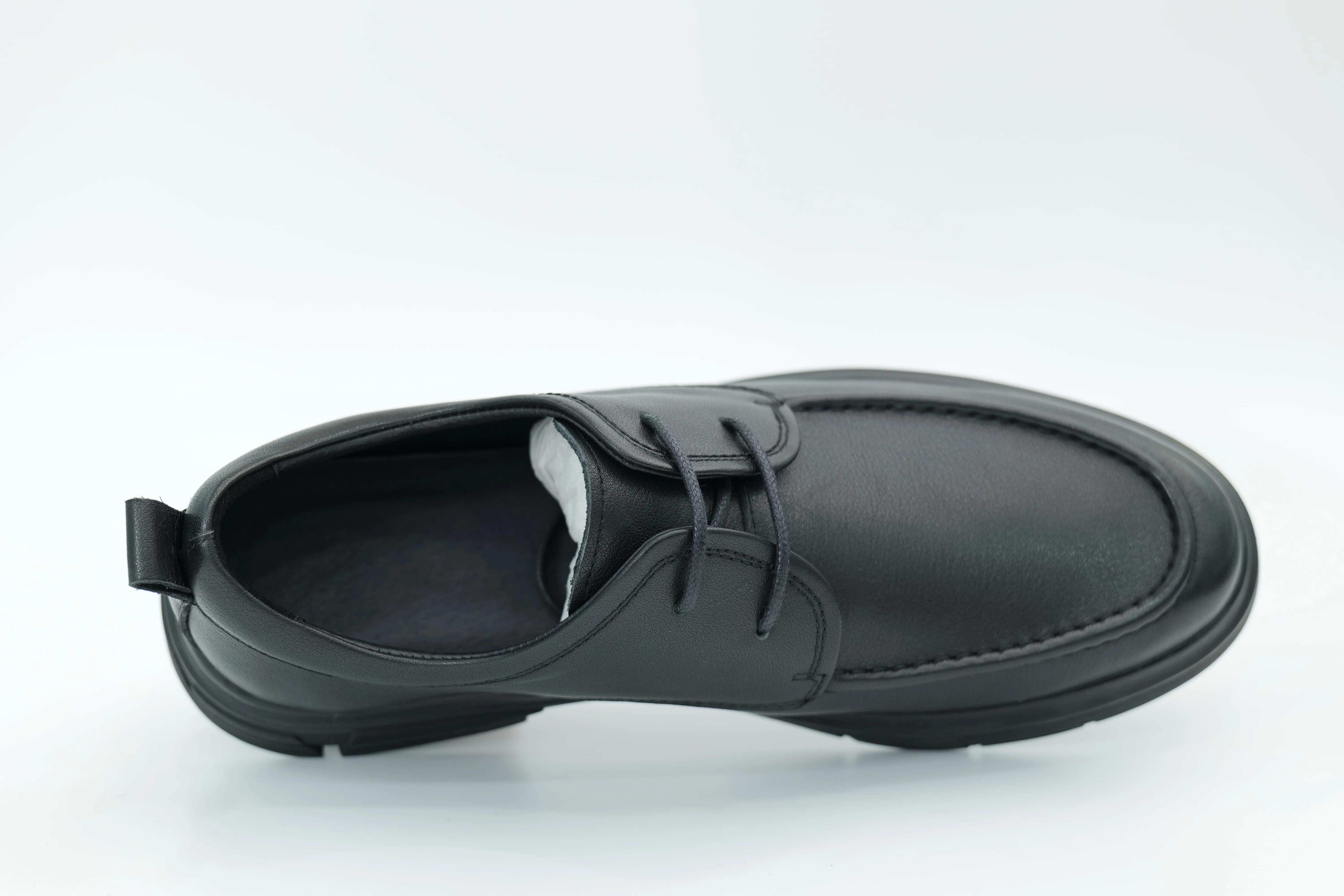 Casual shoes