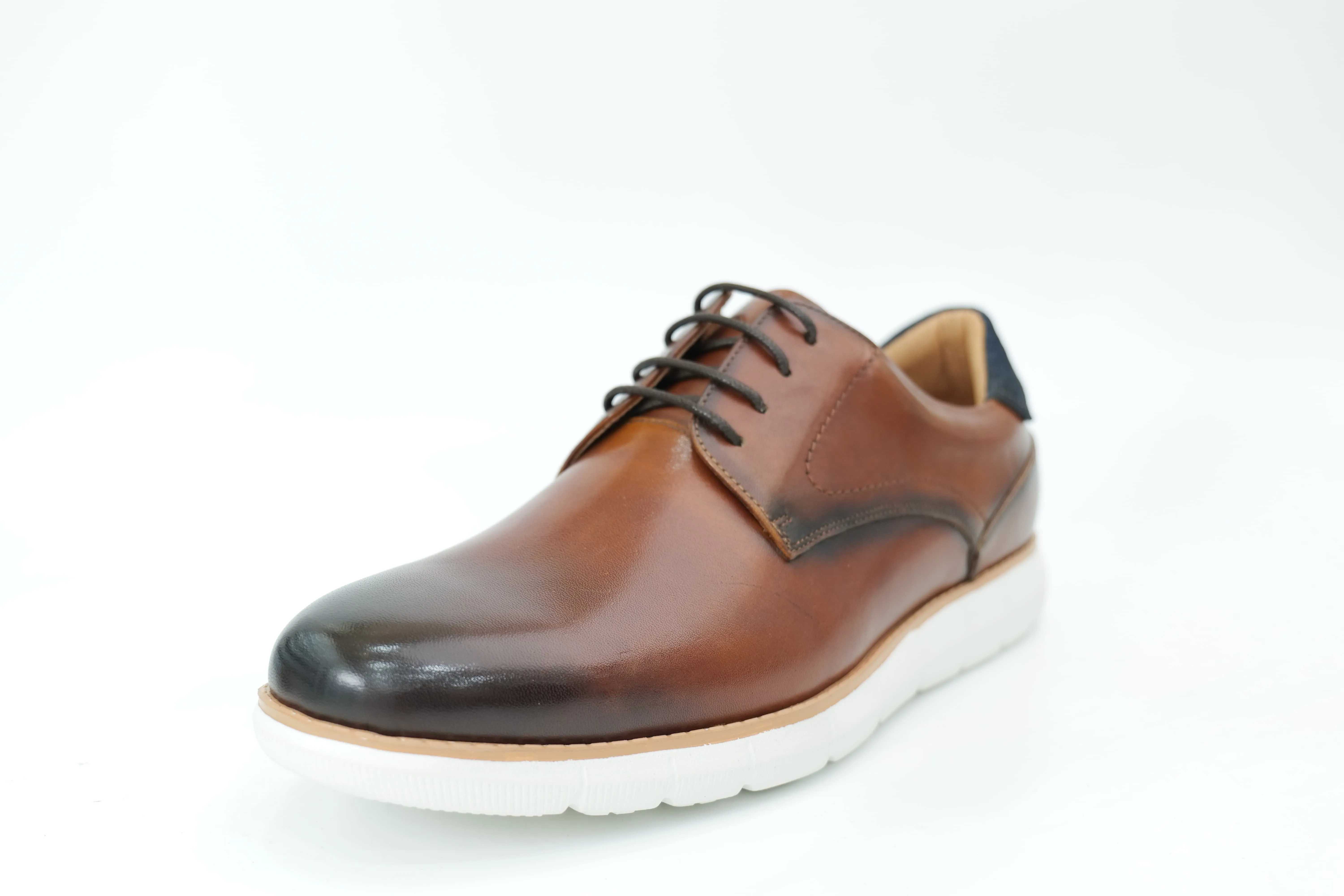 Casual shoes