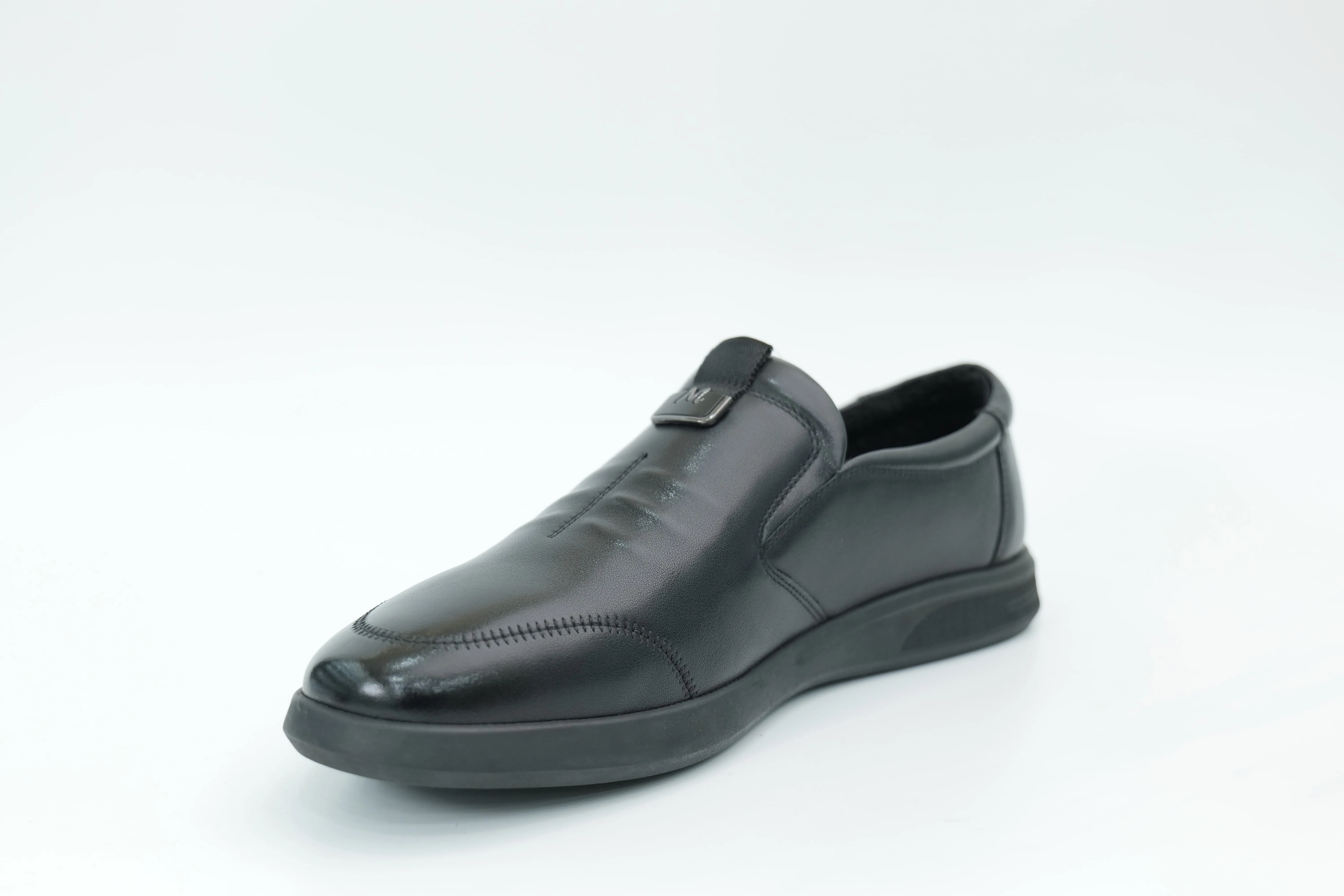 Casual shoes