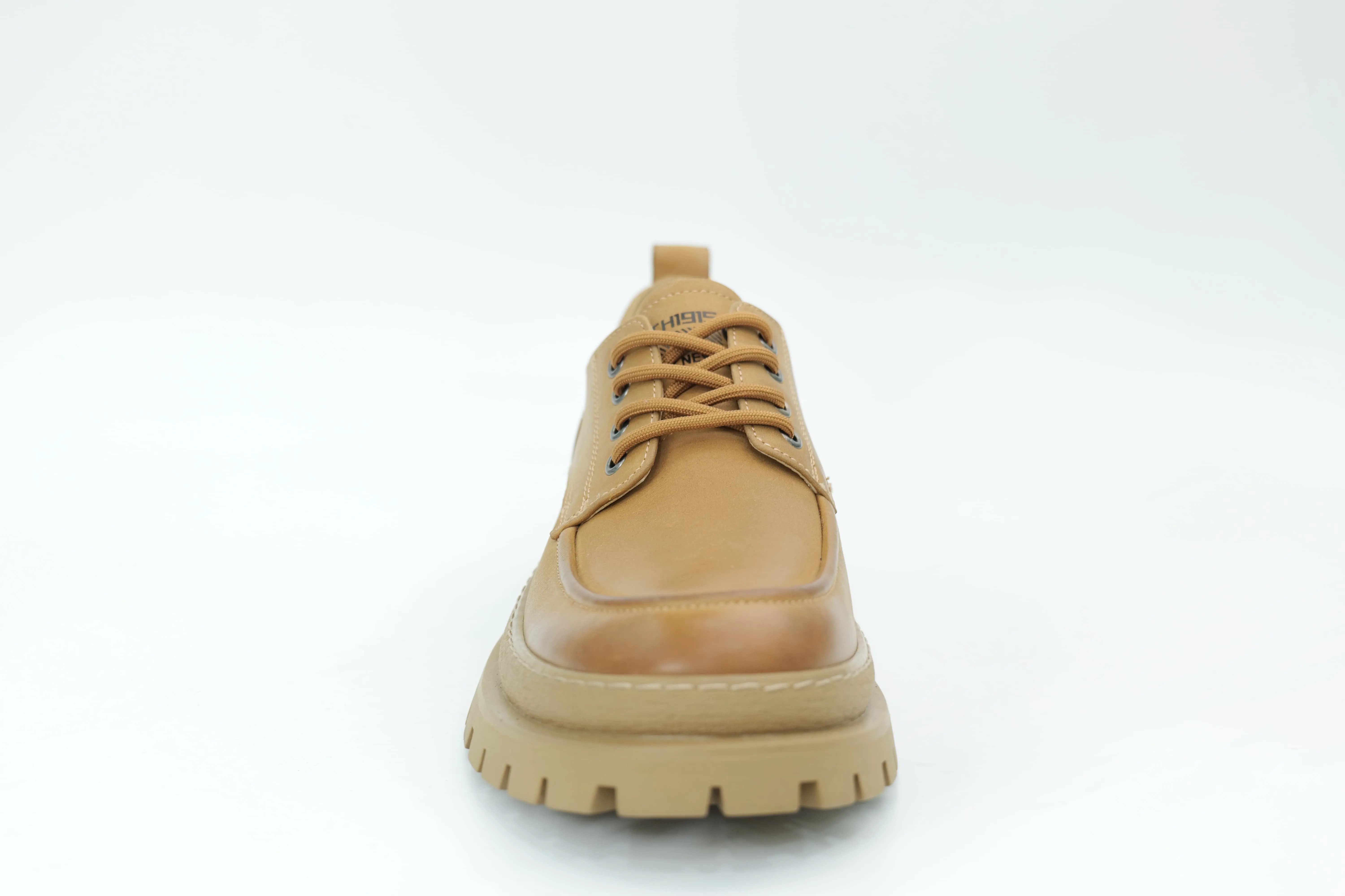 Casual shoes