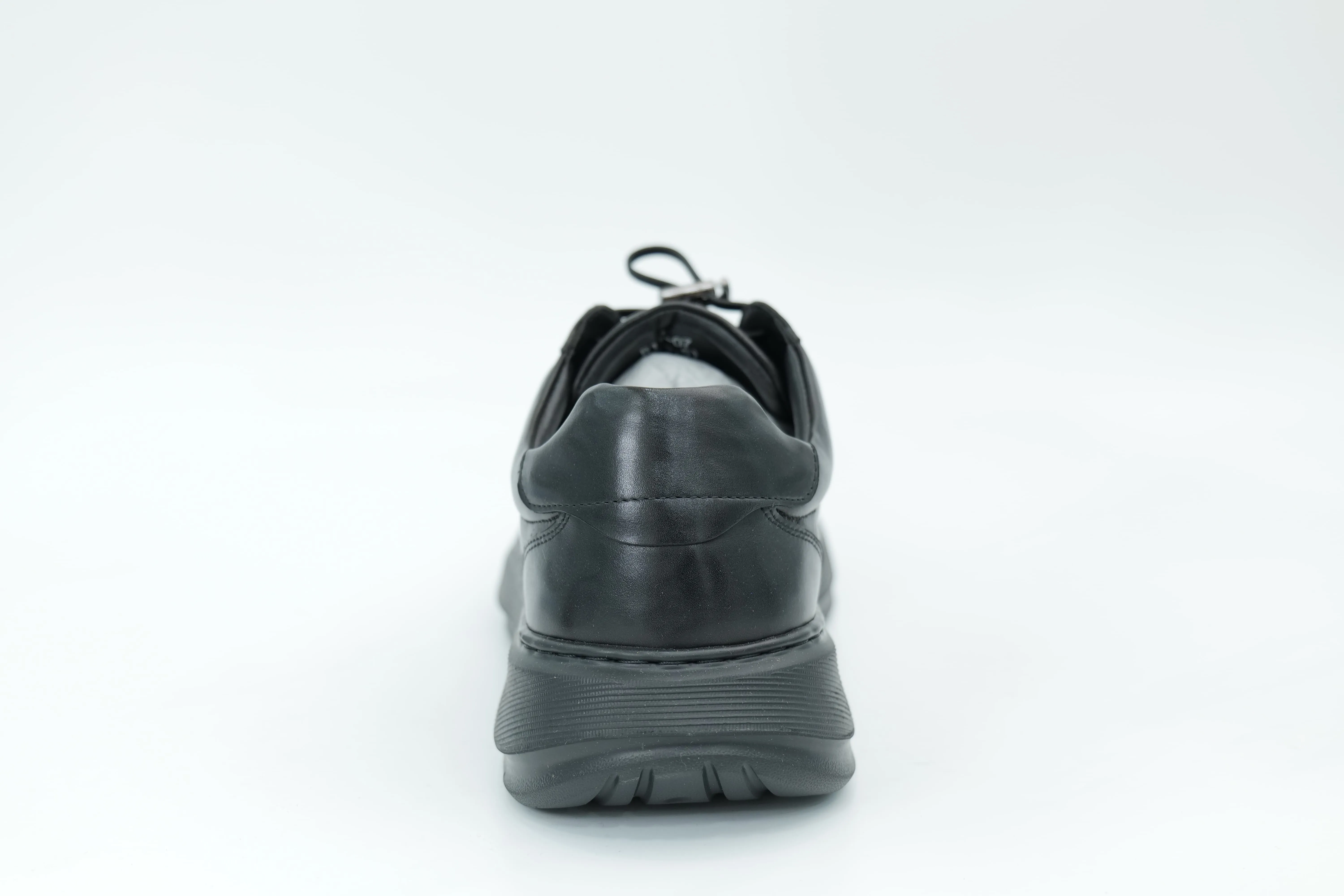 Casual shoes