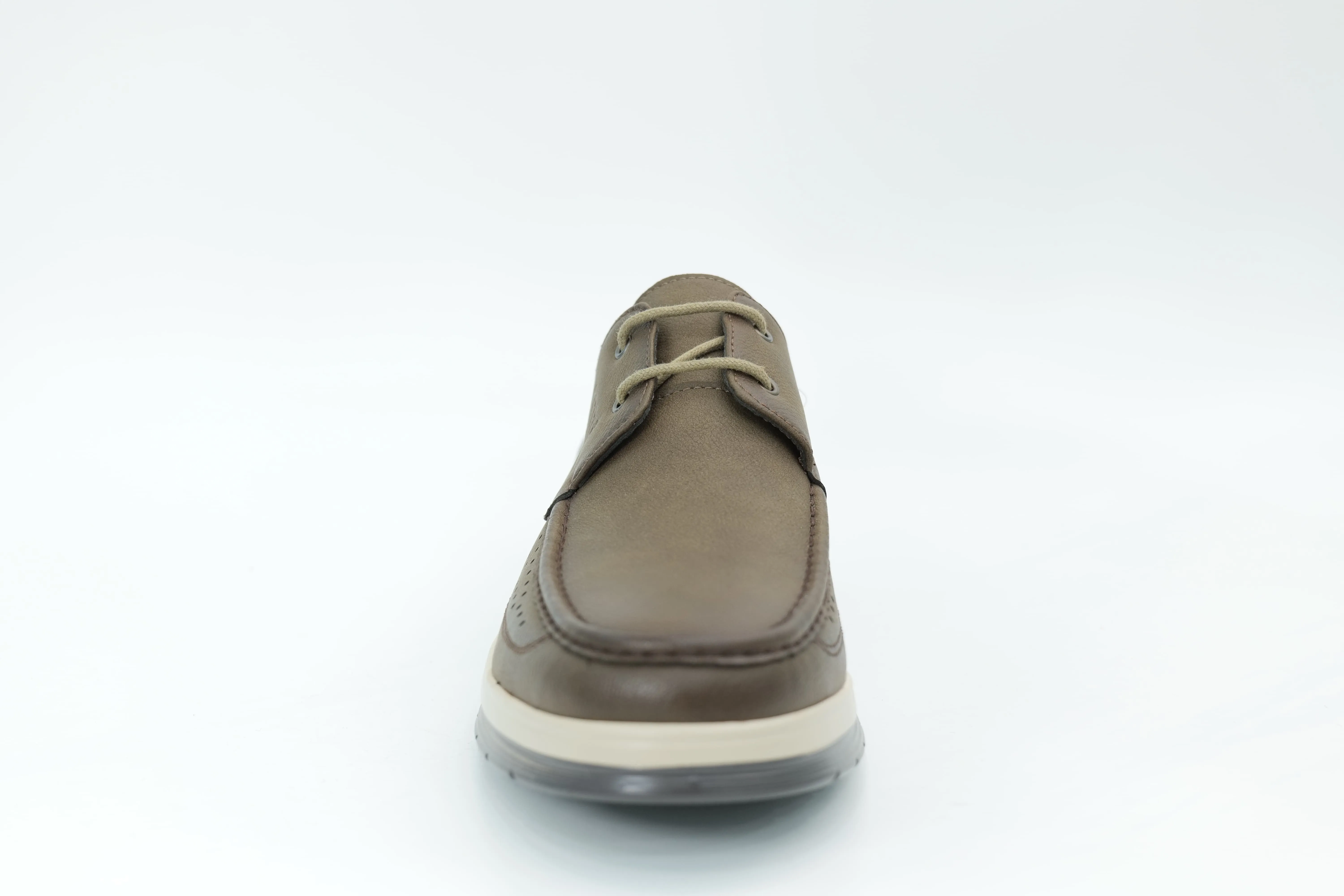 Casual shoes