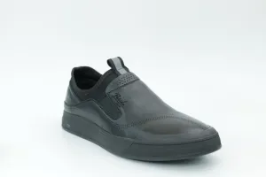 Casual shoes
