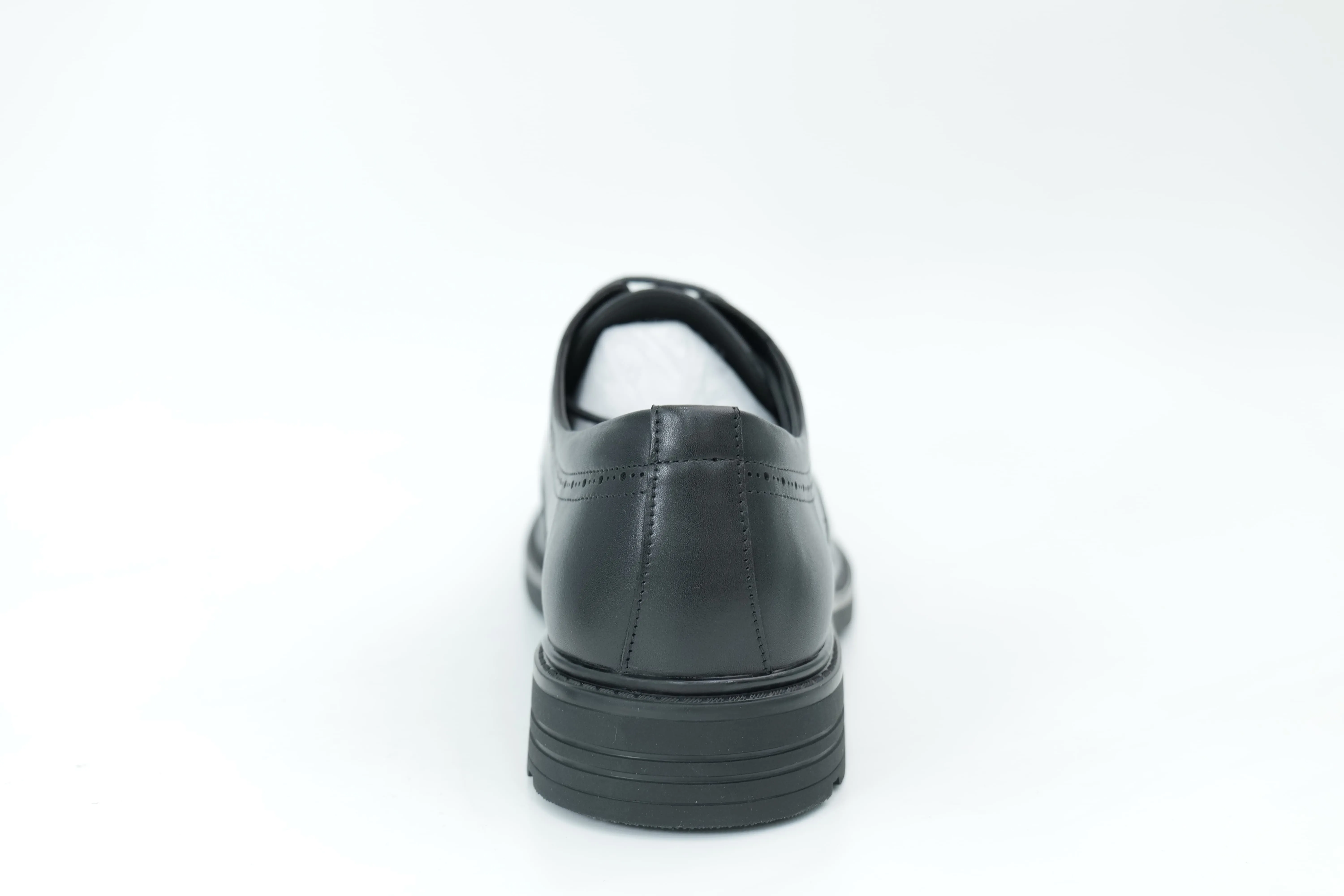 Casual shoes