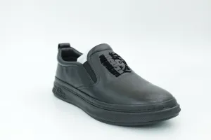 Casual shoes