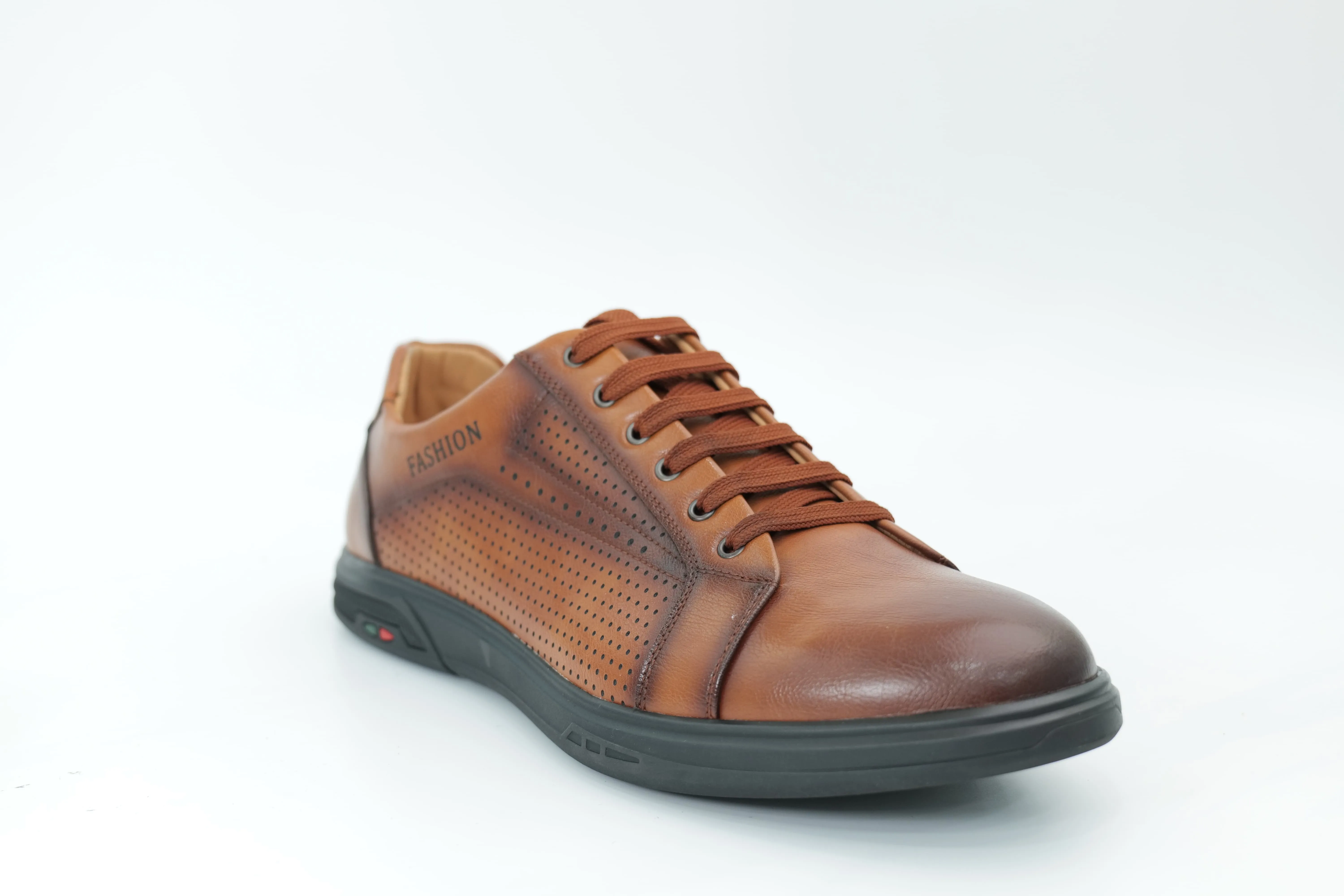 Casual shoes