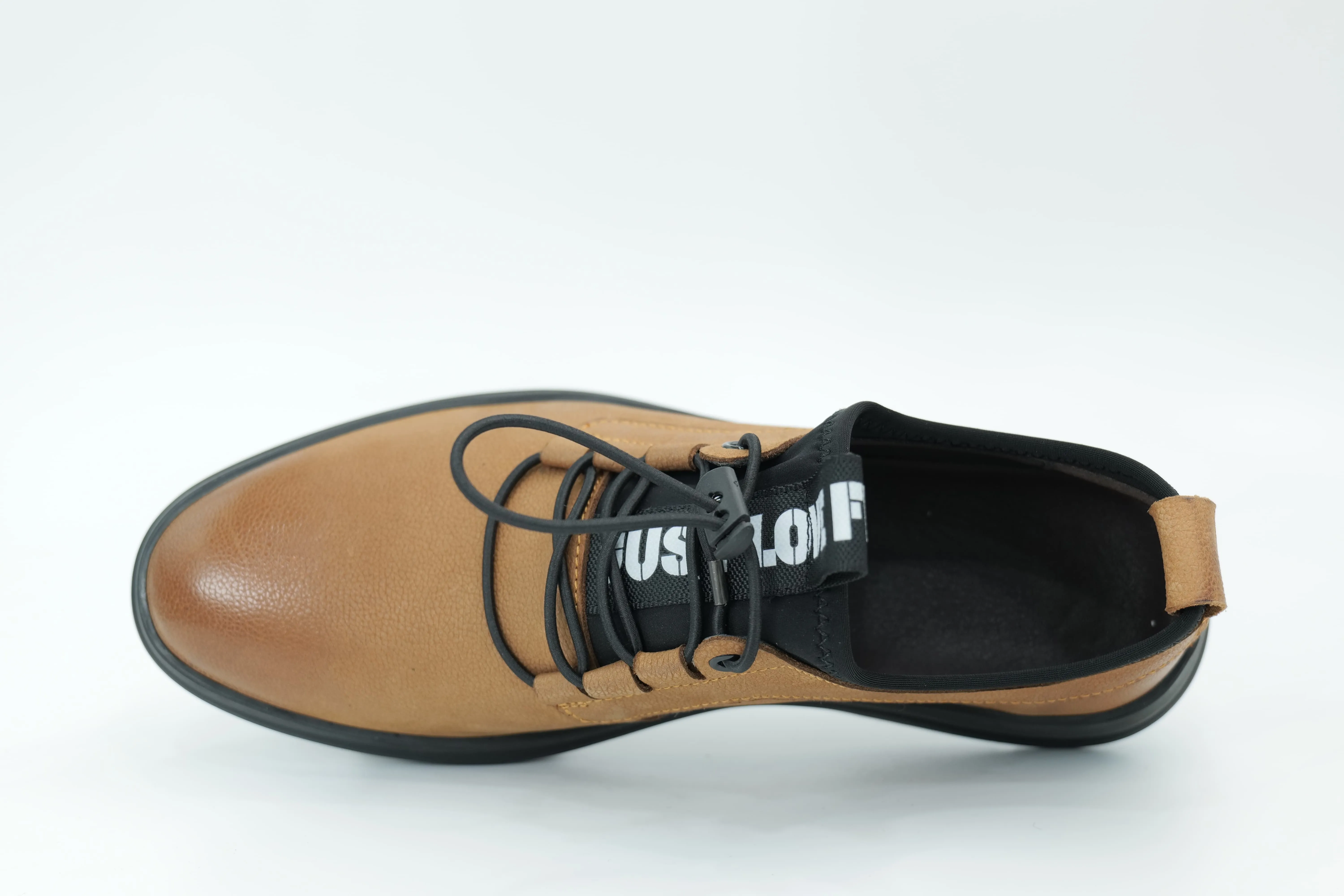 Casual shoes