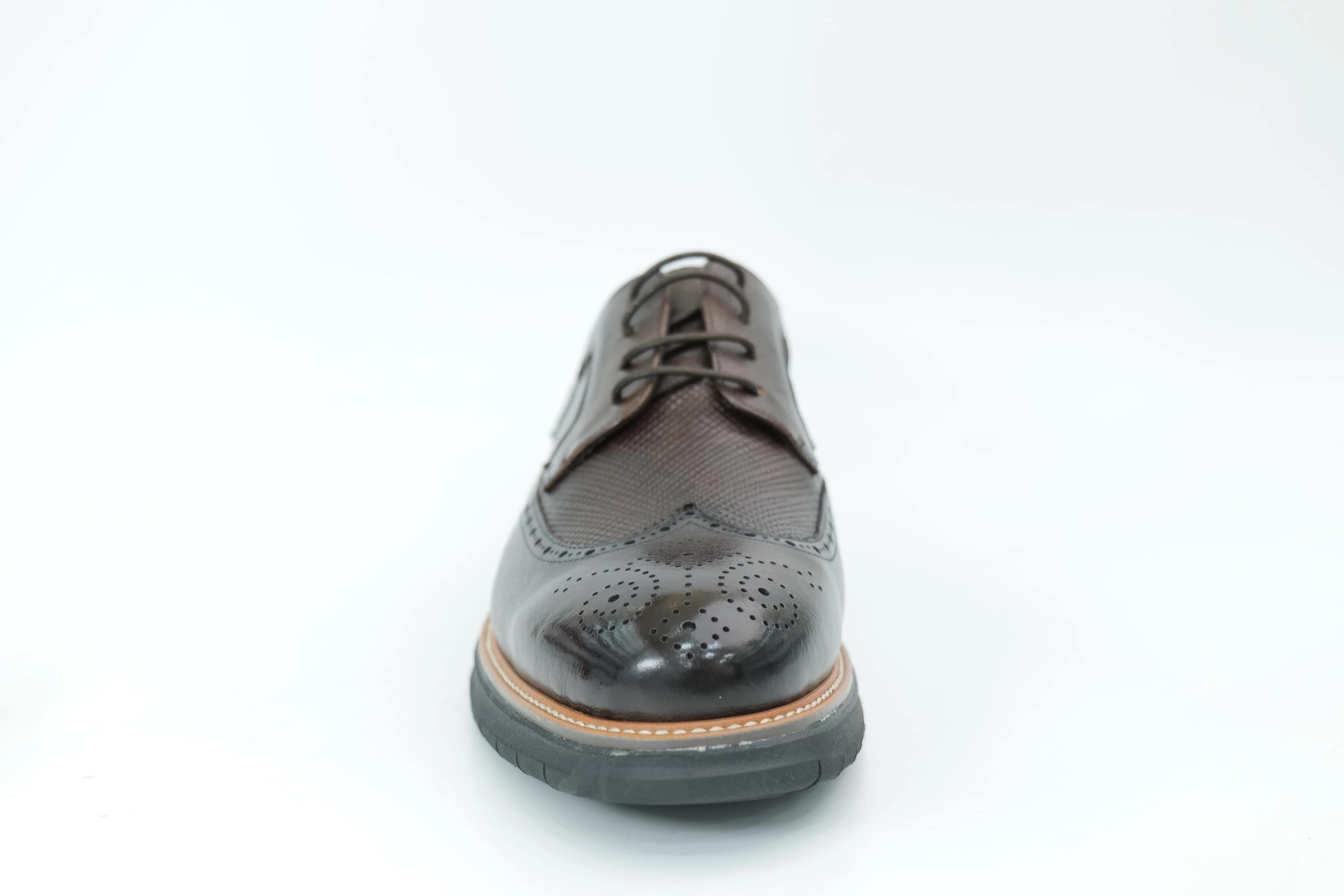 Casual shoes