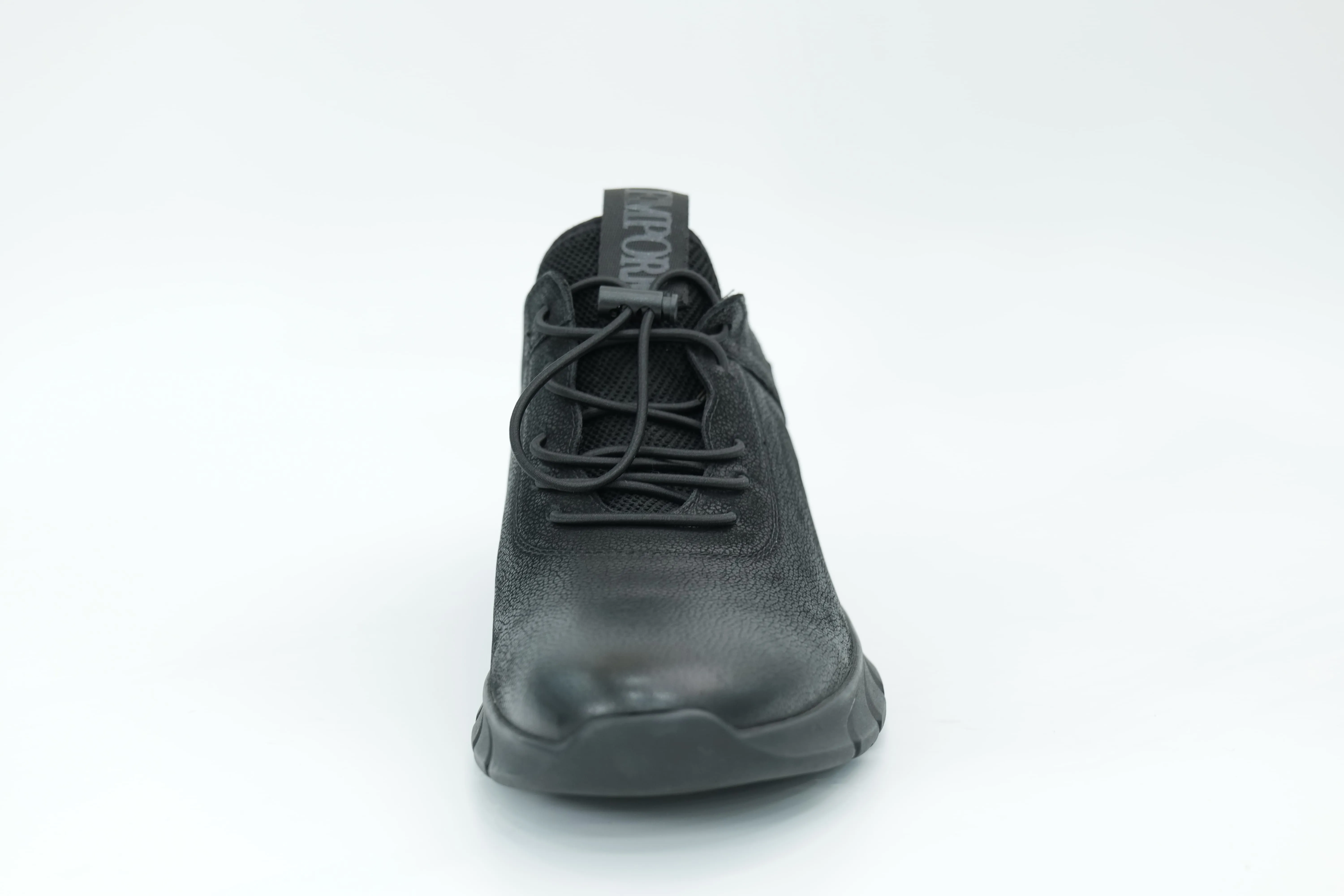 Casual shoes
