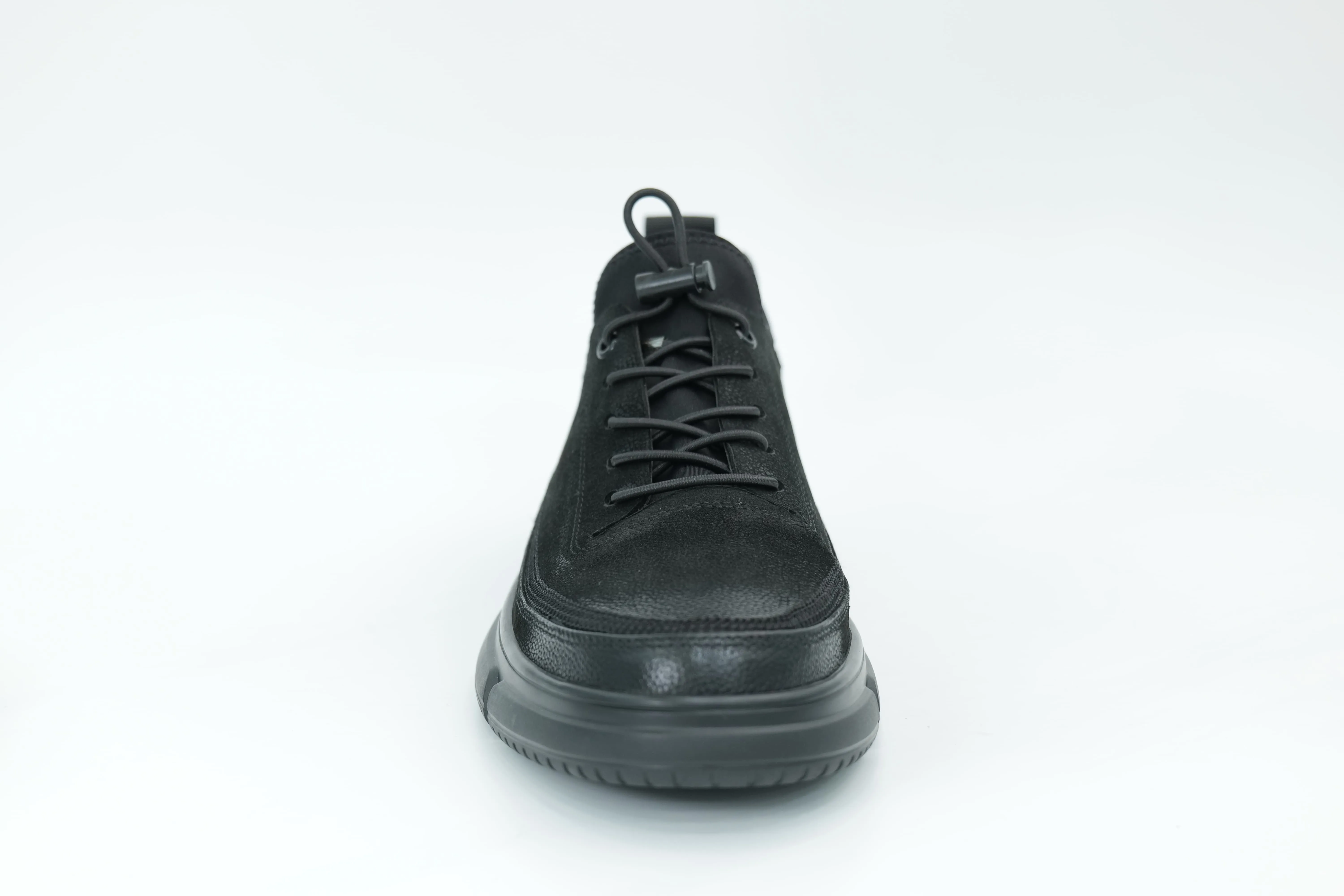 Casual shoes