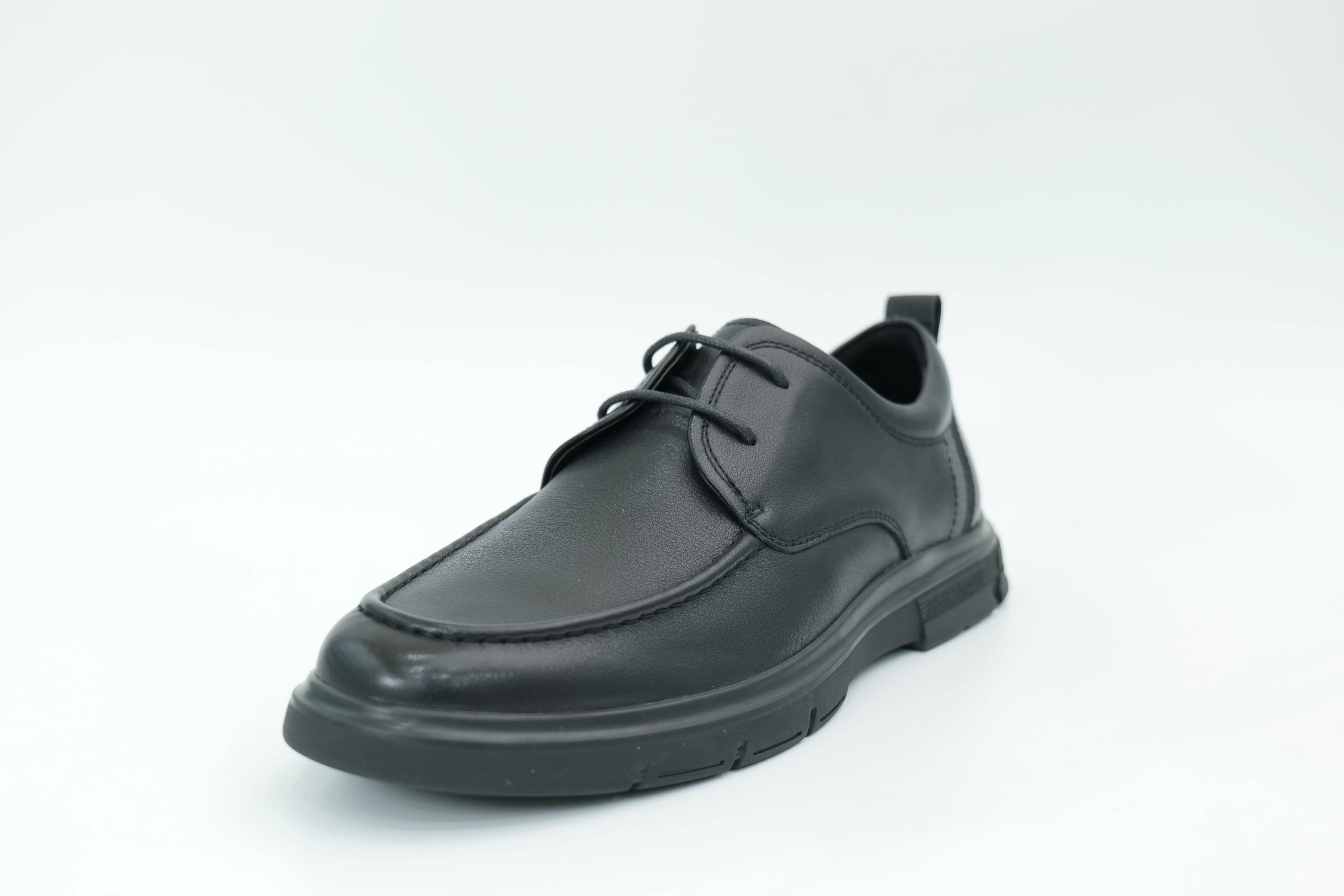 Casual shoes
