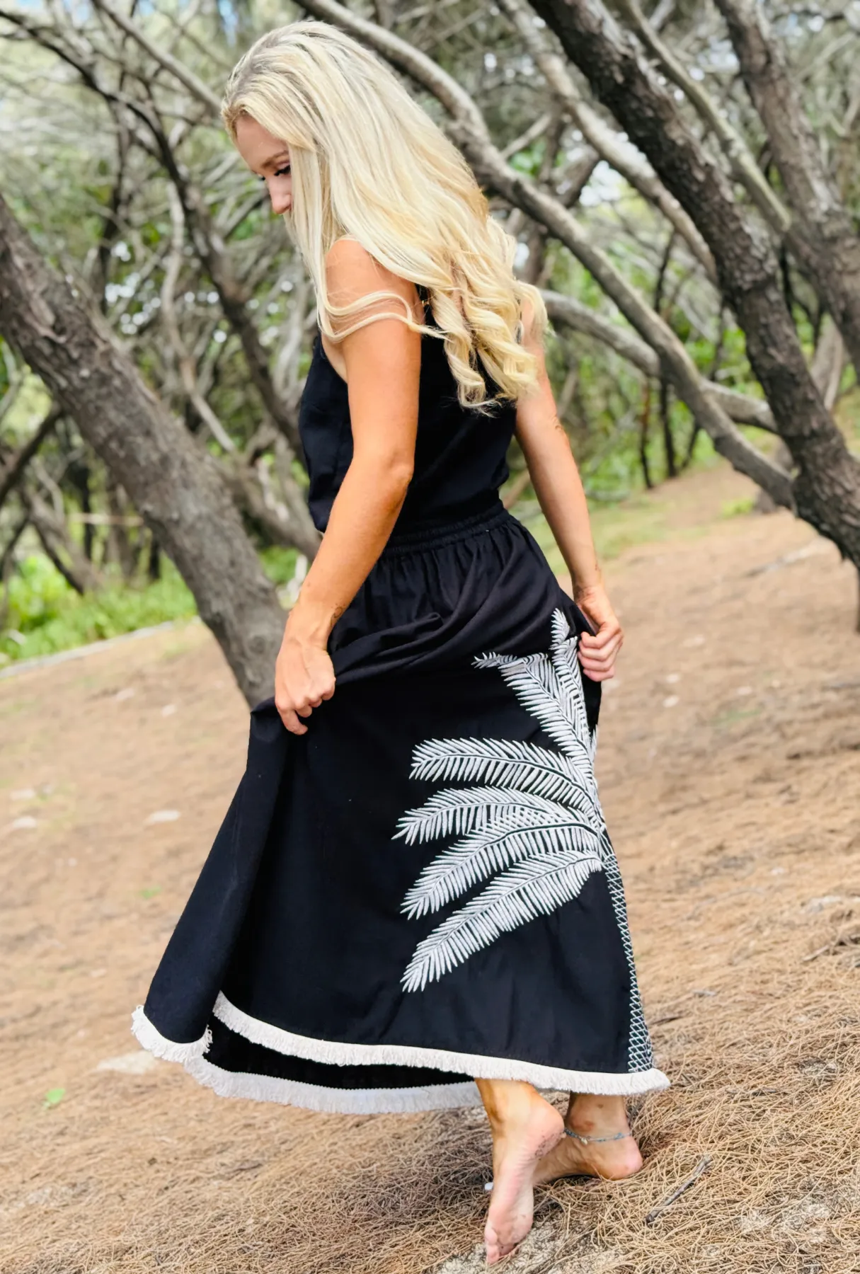 Catch My Drift Skirt – Under the Palms - Onyx