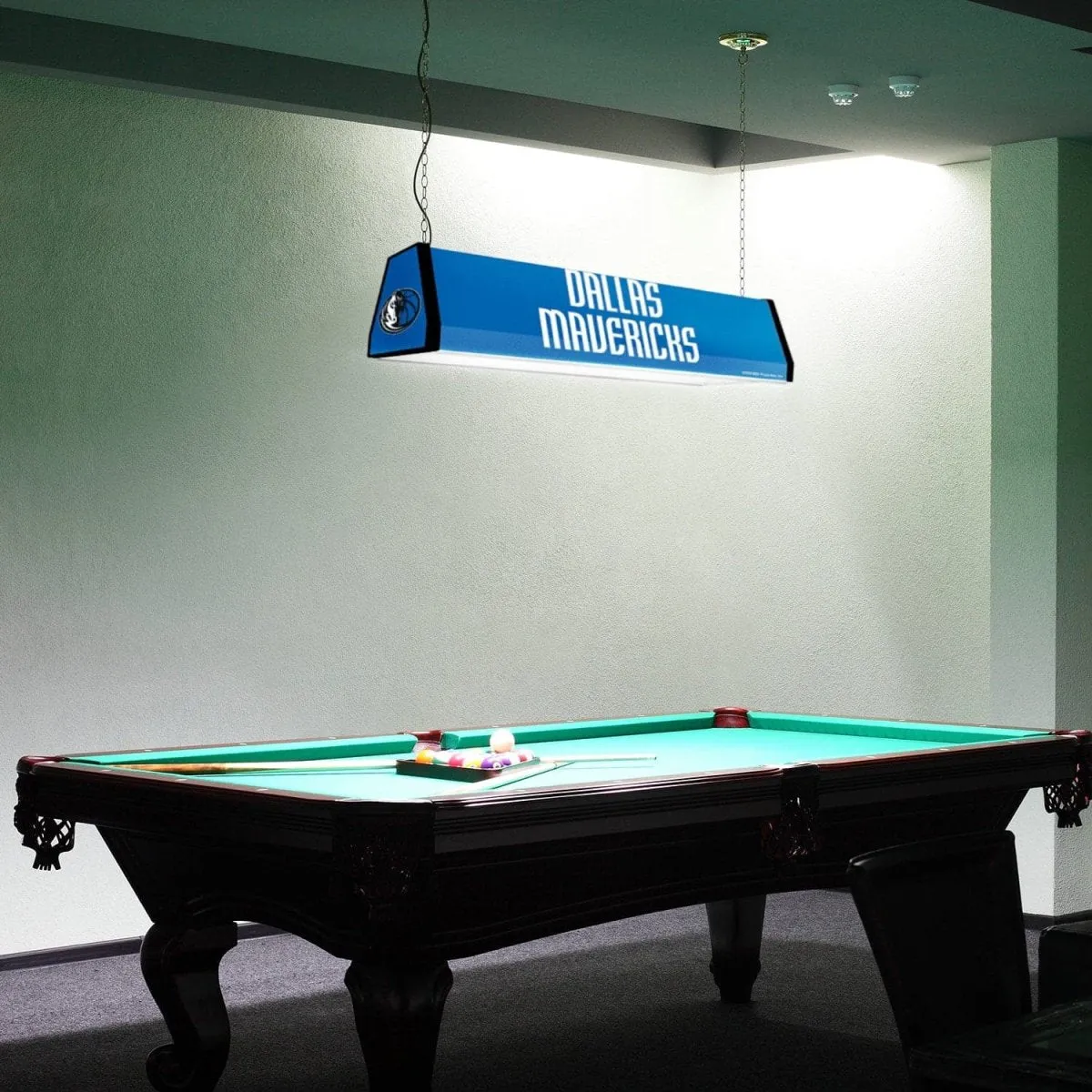 Dallas Mavericks: Standard Pool Table Light