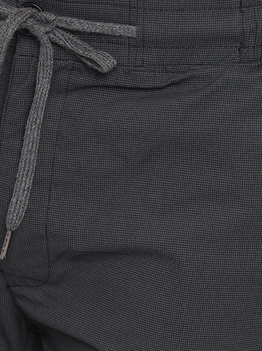 Dark Grey Printed Regular Fit Capri | JadeBlue