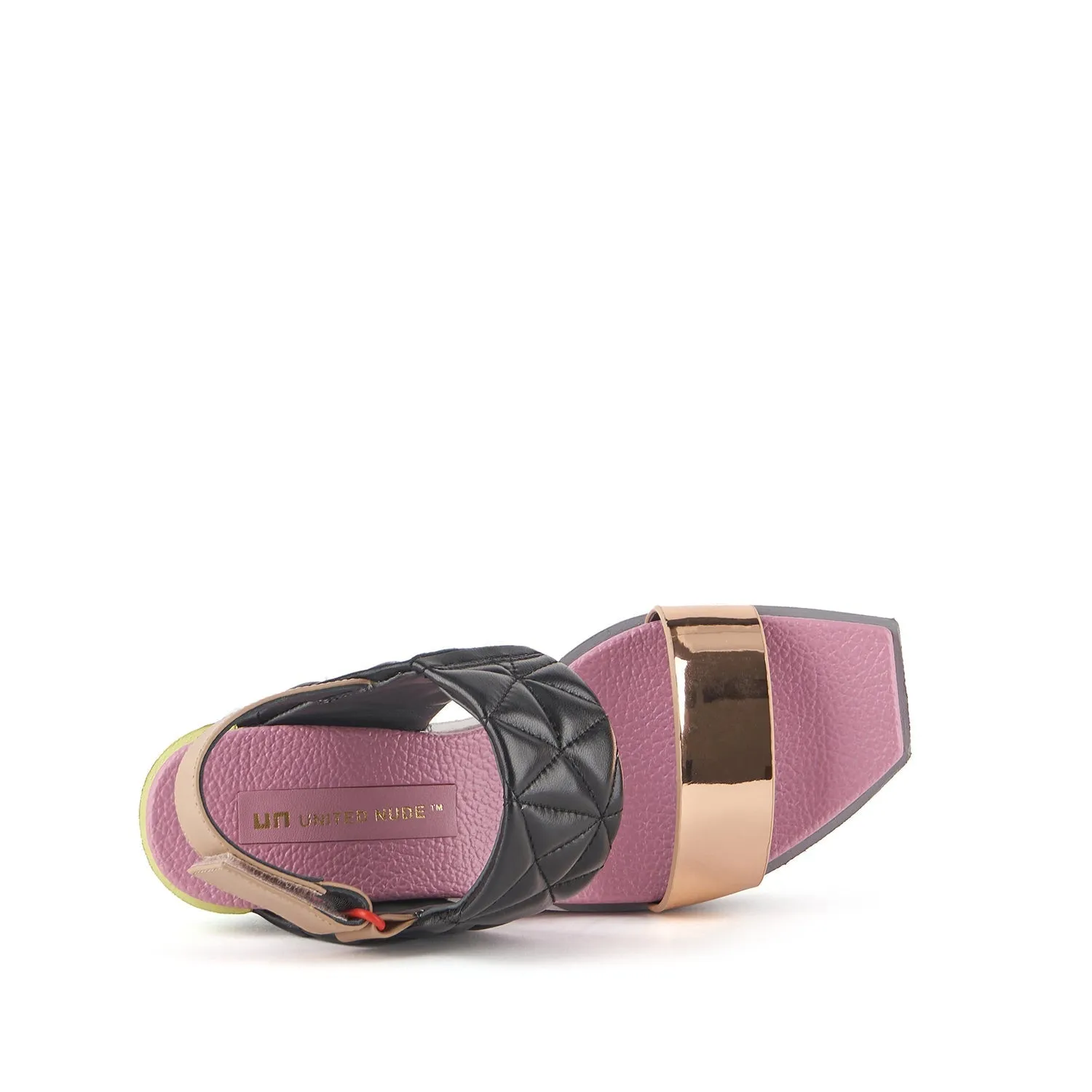 Delta Wedge Puffy