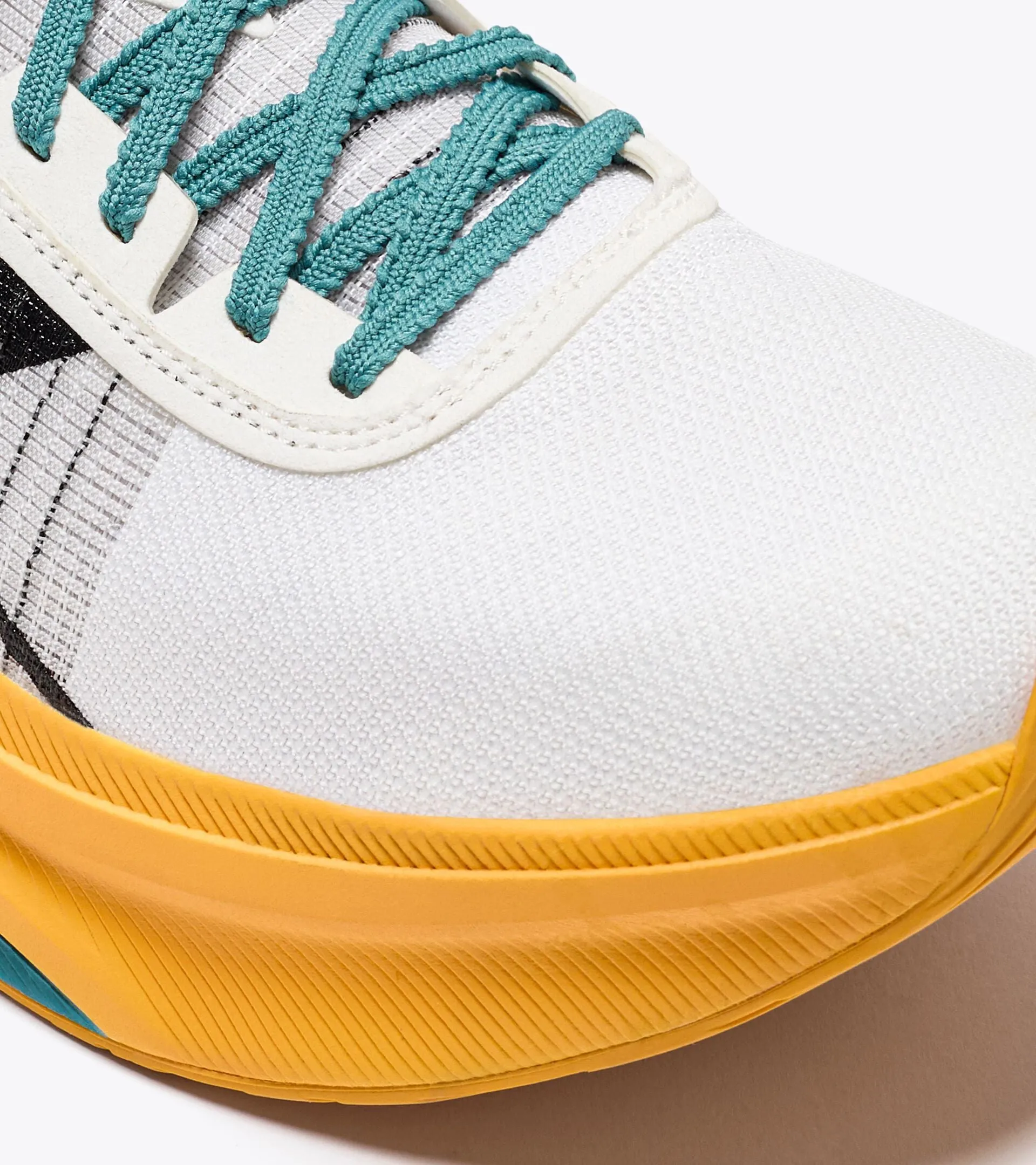 Diadora Men's Gara Carbon Running Shoe