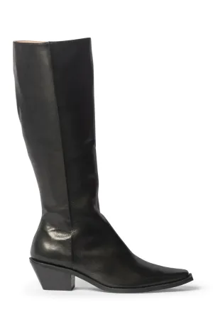 Engage Boot - Black A FURTHER 15% OFF AUTOMATICALLY APPLIED AT CHECKOUT