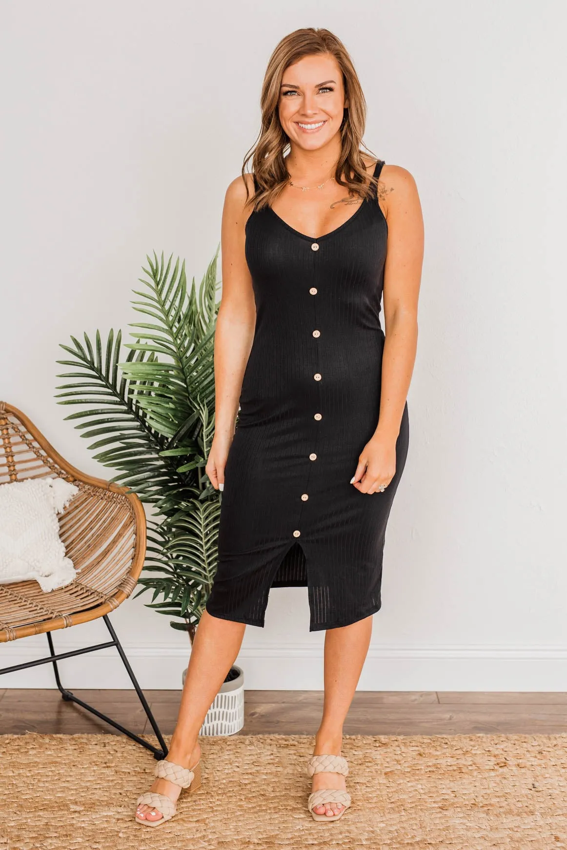 Feet In The Sand Button Dress- Black
