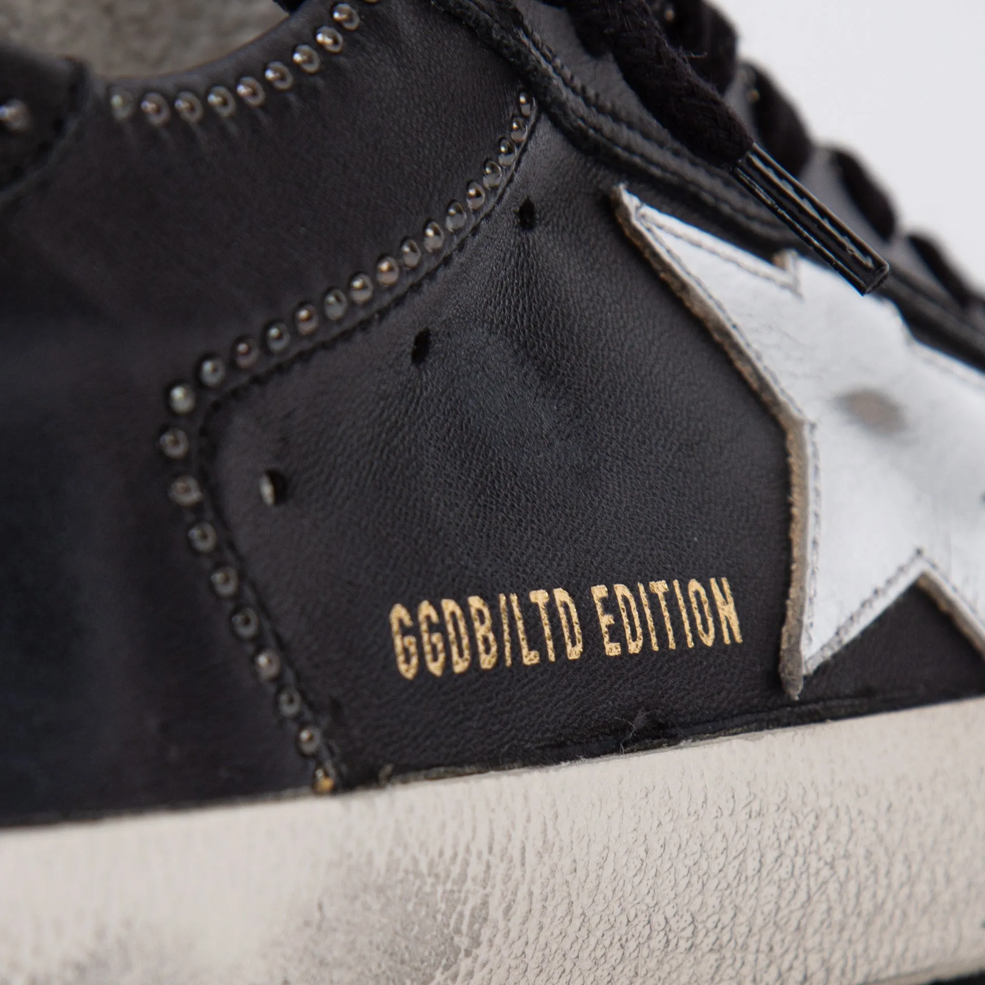GOLDEN GOOSE SNEAKERS SUPERSTAR GMF00101.F006896 90179