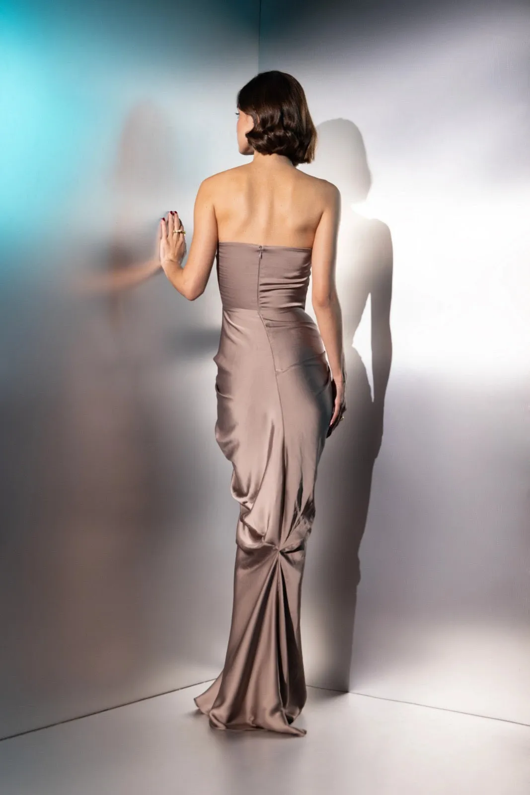 Good reasons - Taupe corset draped maxi dress