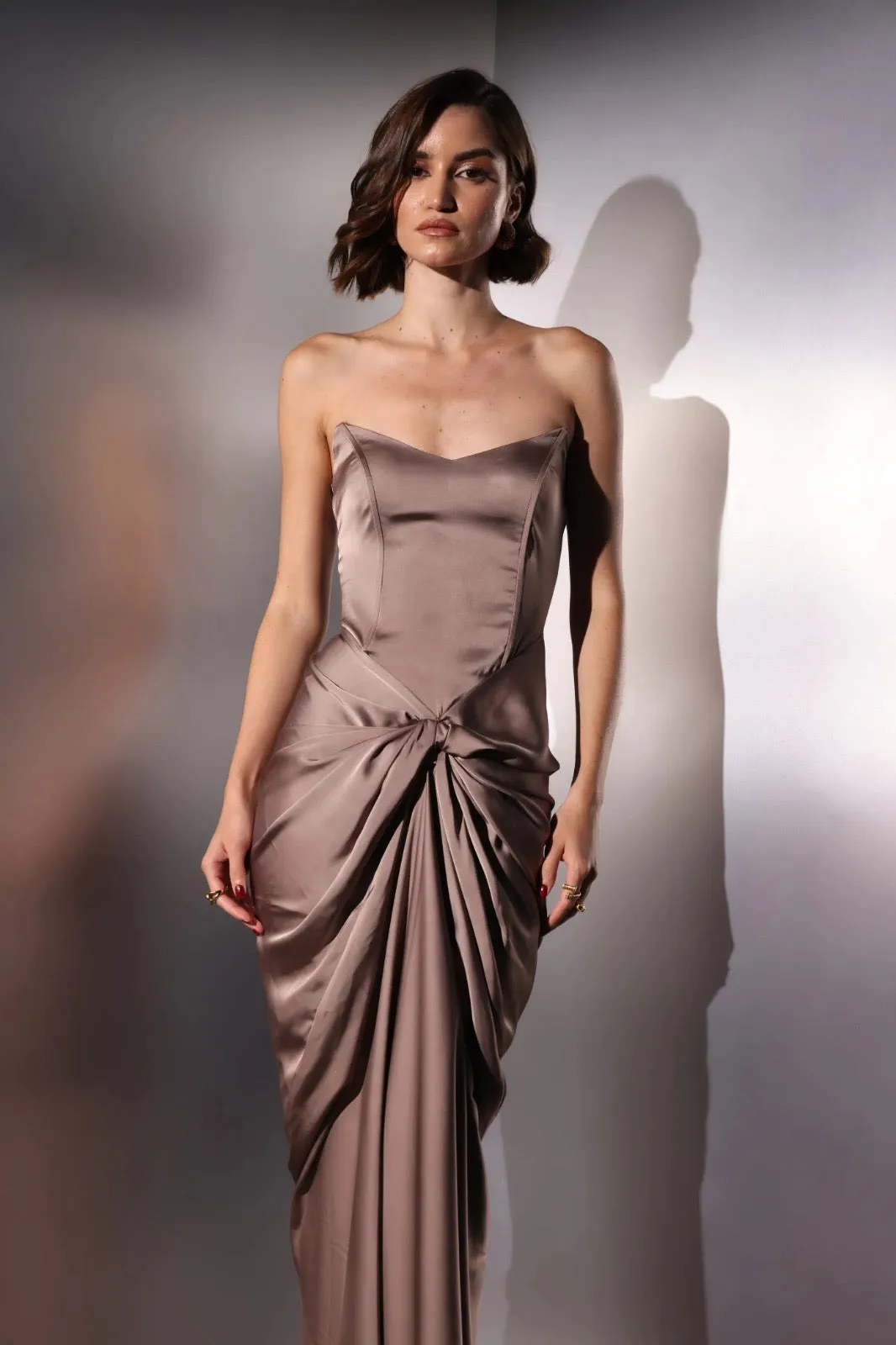 Good reasons - Taupe corset draped maxi dress
