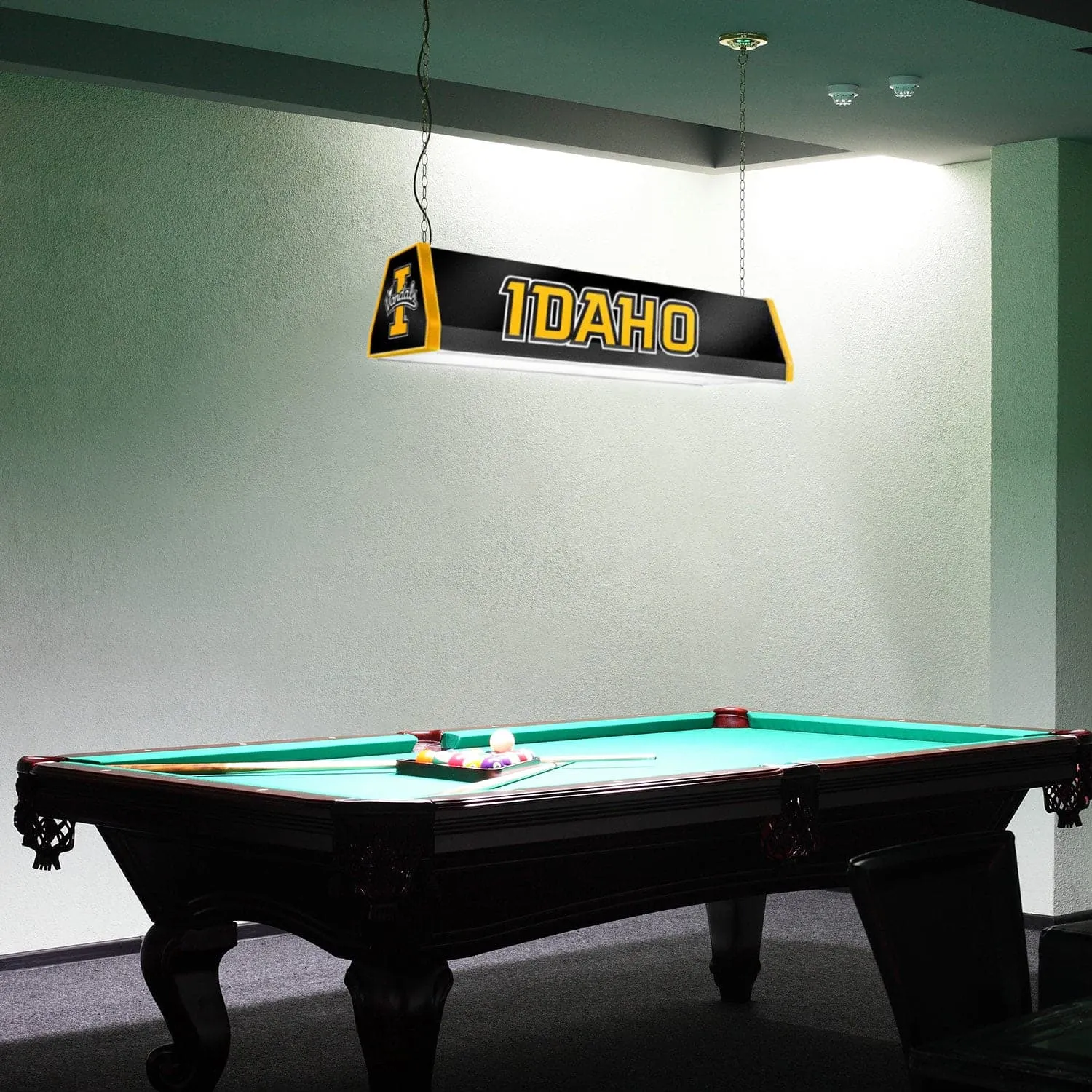 Idaho Vandals: Standard Pool Table Light