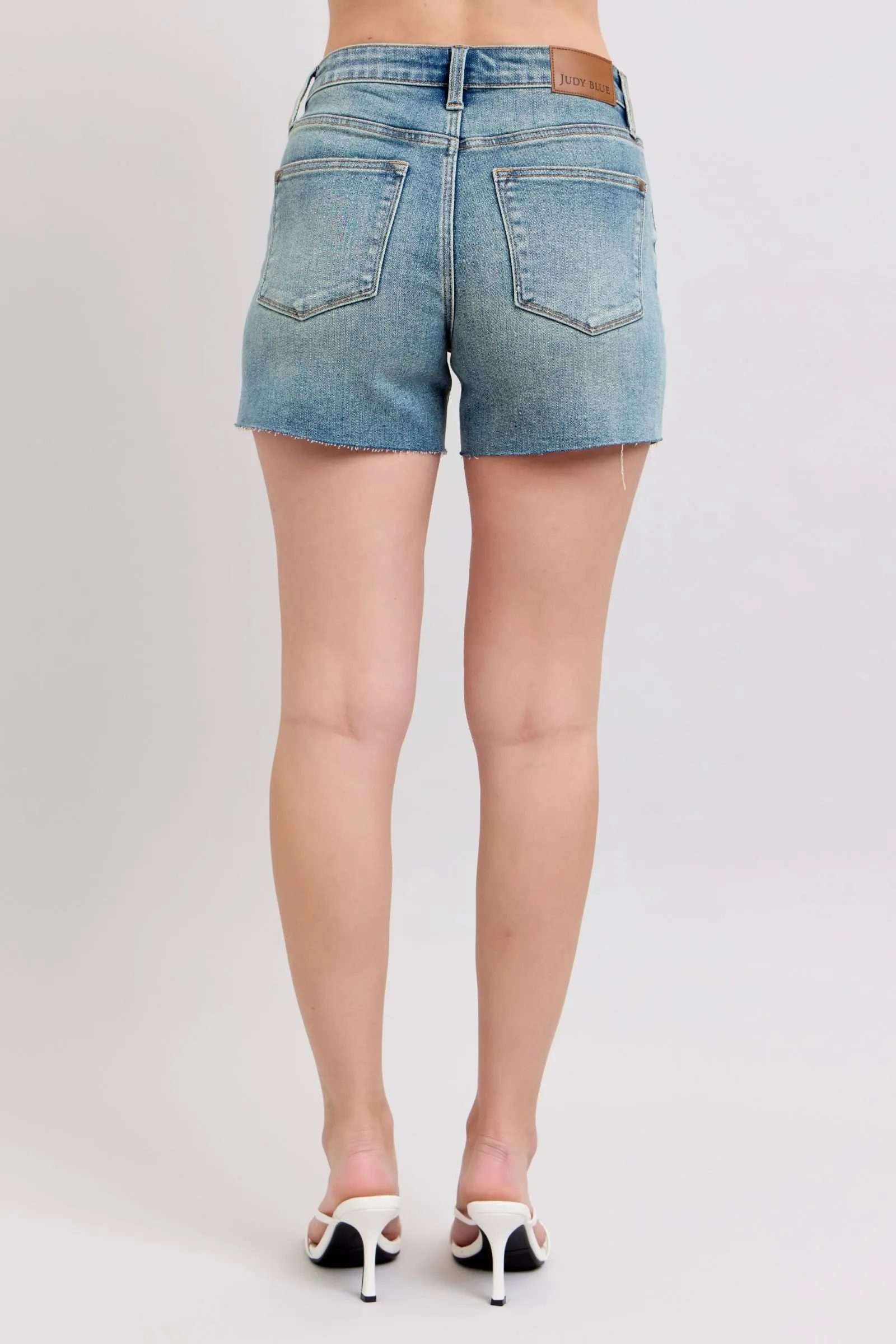 Judy Blue "Priscilla" Mid Rise Short