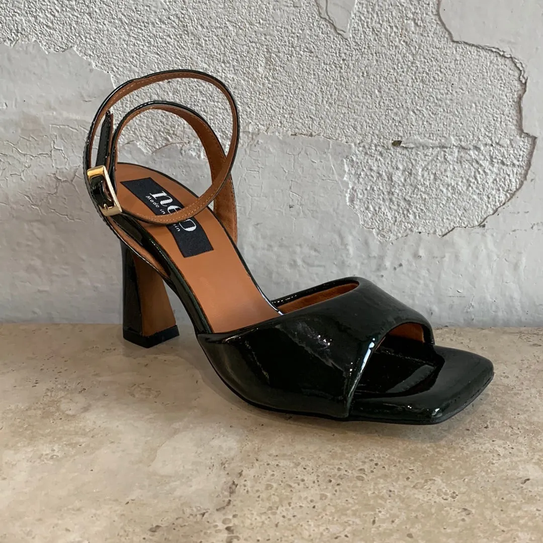 Neo 23598 Green Patent