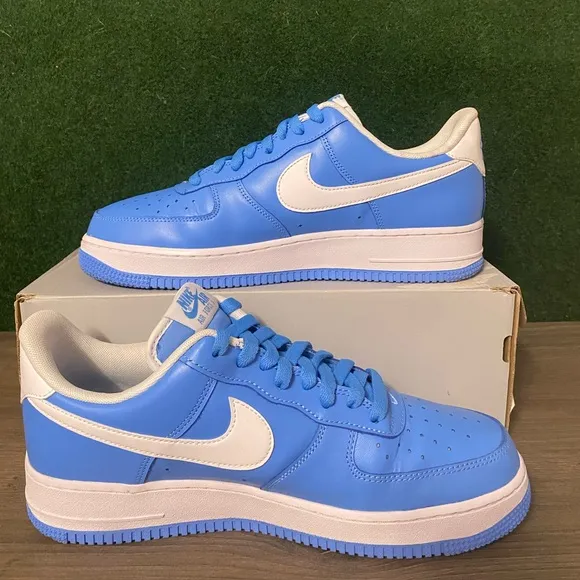 Nike Air Force 1 Low ‘07 ‘University Blue’ size 10.5