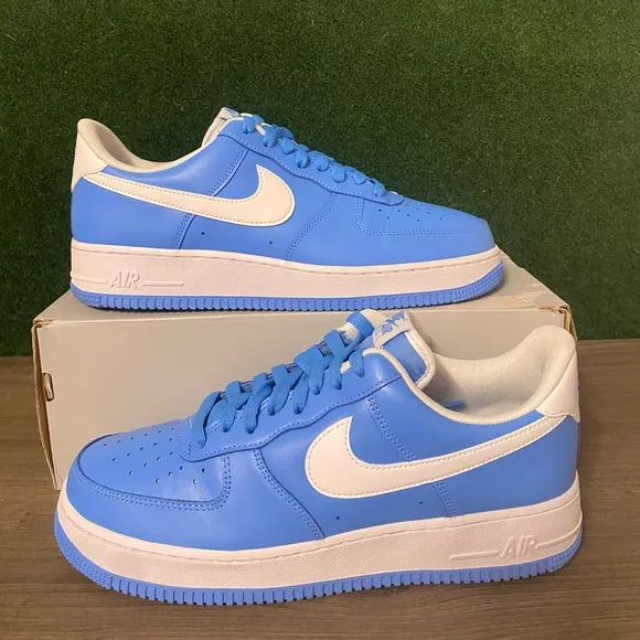 Nike Air Force 1 Low ‘07 ‘University Blue’ size 10.5