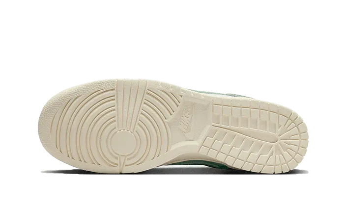 Nike Dunk Low Mica Green