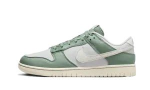 Nike Dunk Low Mica Green