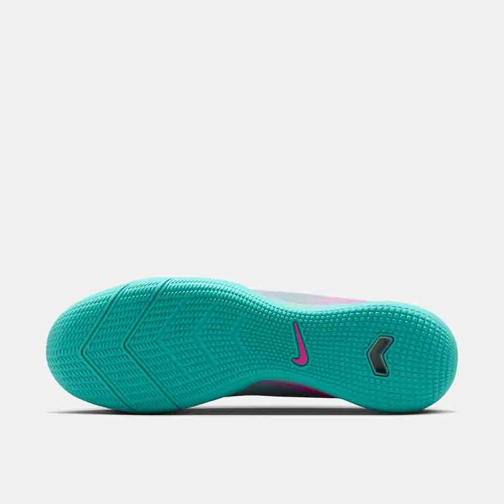 Nike Mercurial Vapor 16 Academy Indoor Soccer Shoes